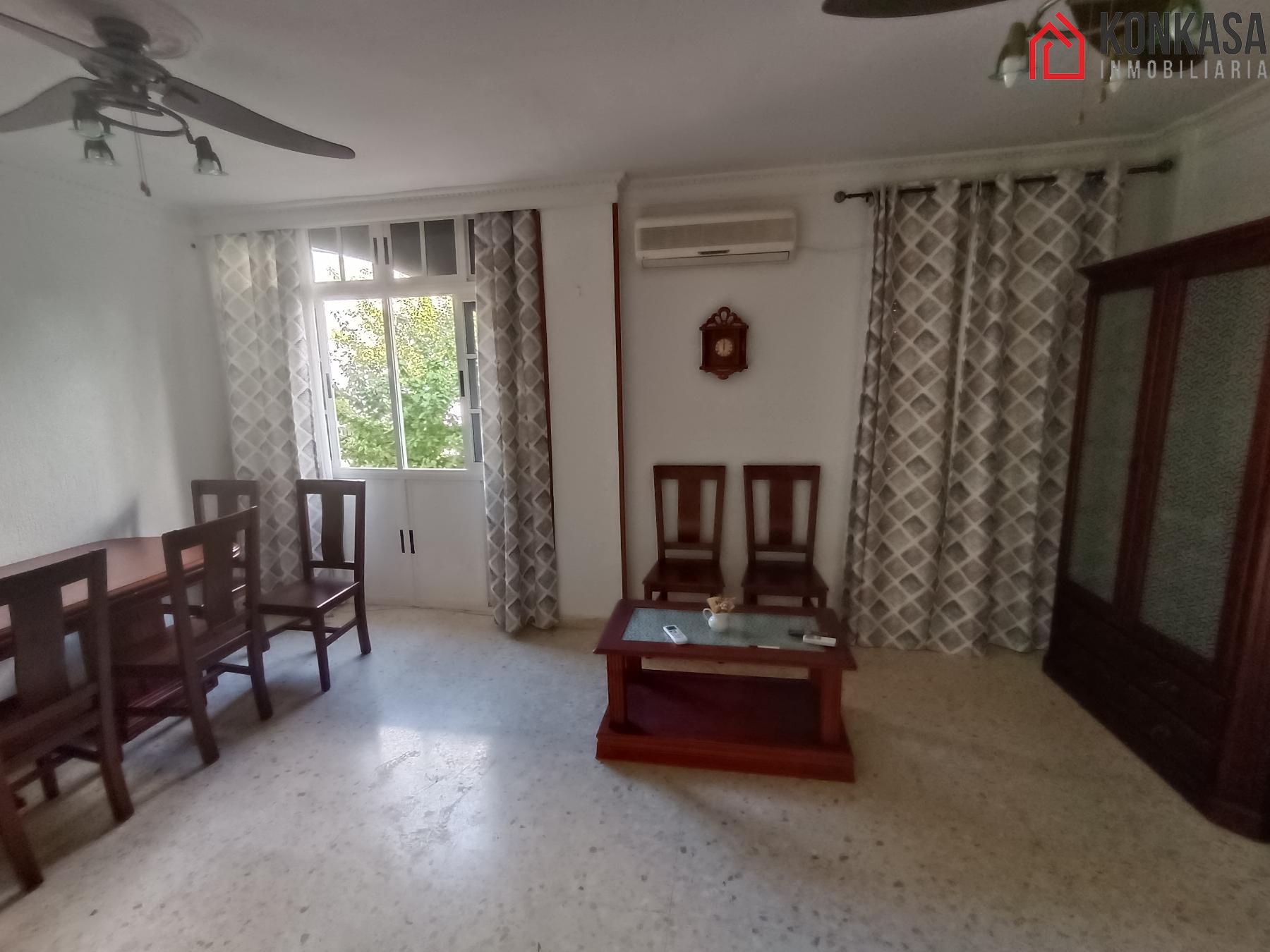 For sale of flat in Arcos de la Frontera