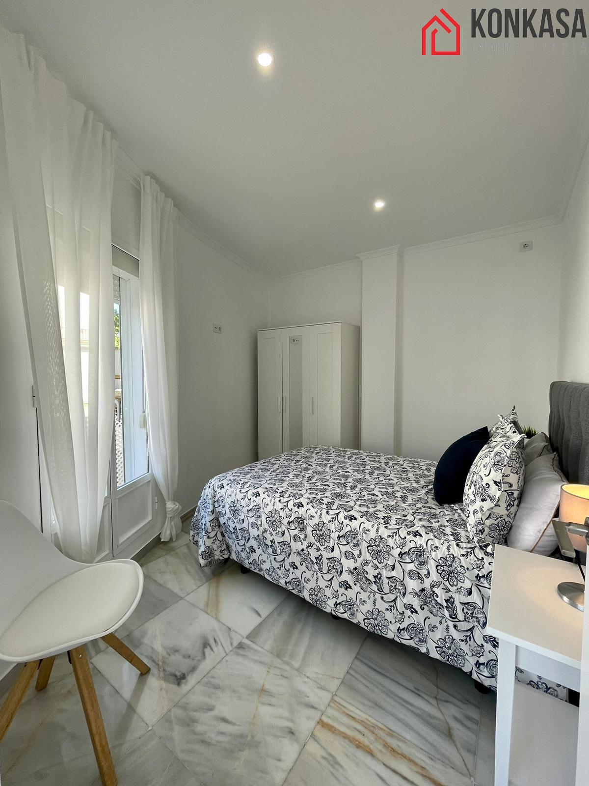 For sale of flat in Arcos de la Frontera