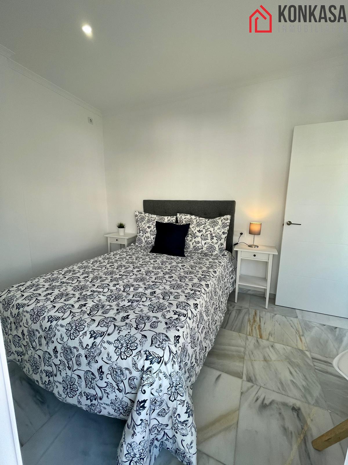 For sale of flat in Arcos de la Frontera