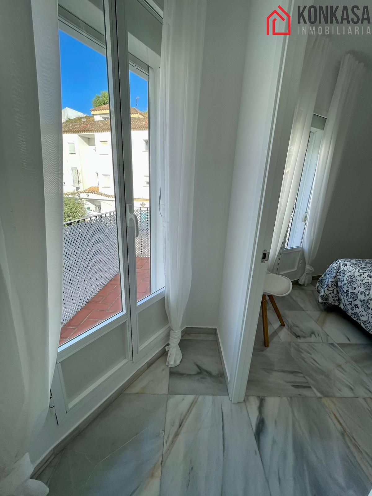 For sale of flat in Arcos de la Frontera