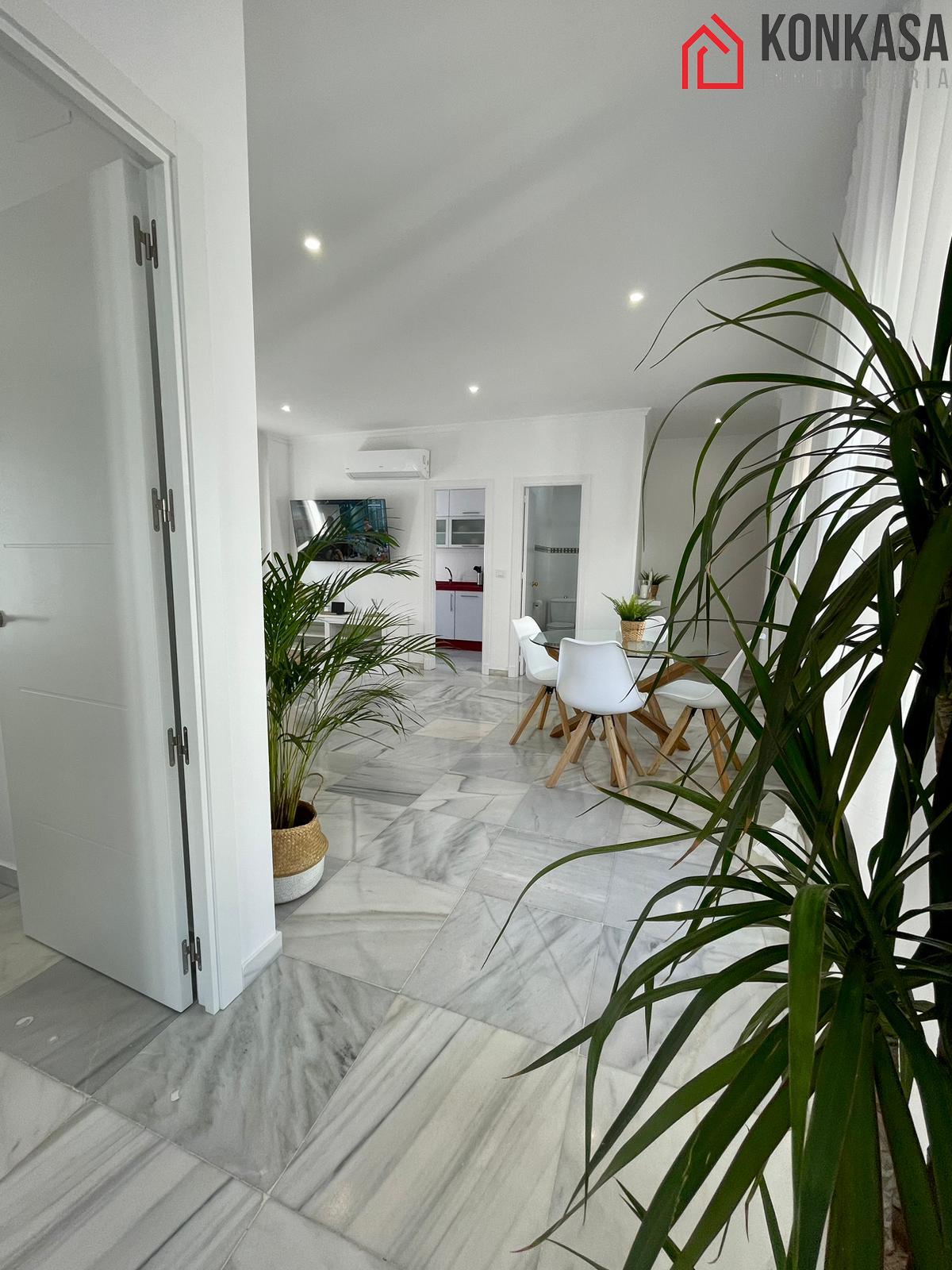 For sale of flat in Arcos de la Frontera