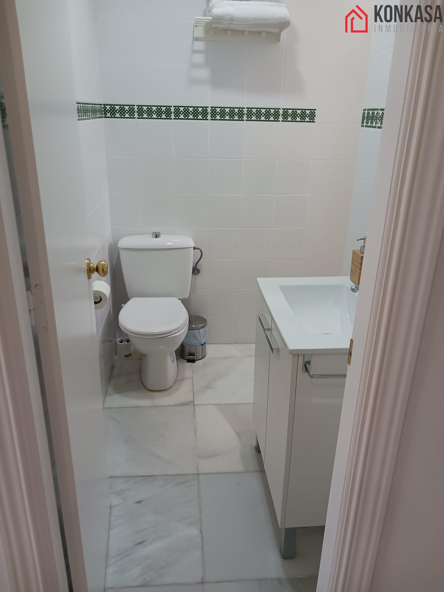 For sale of flat in Arcos de la Frontera
