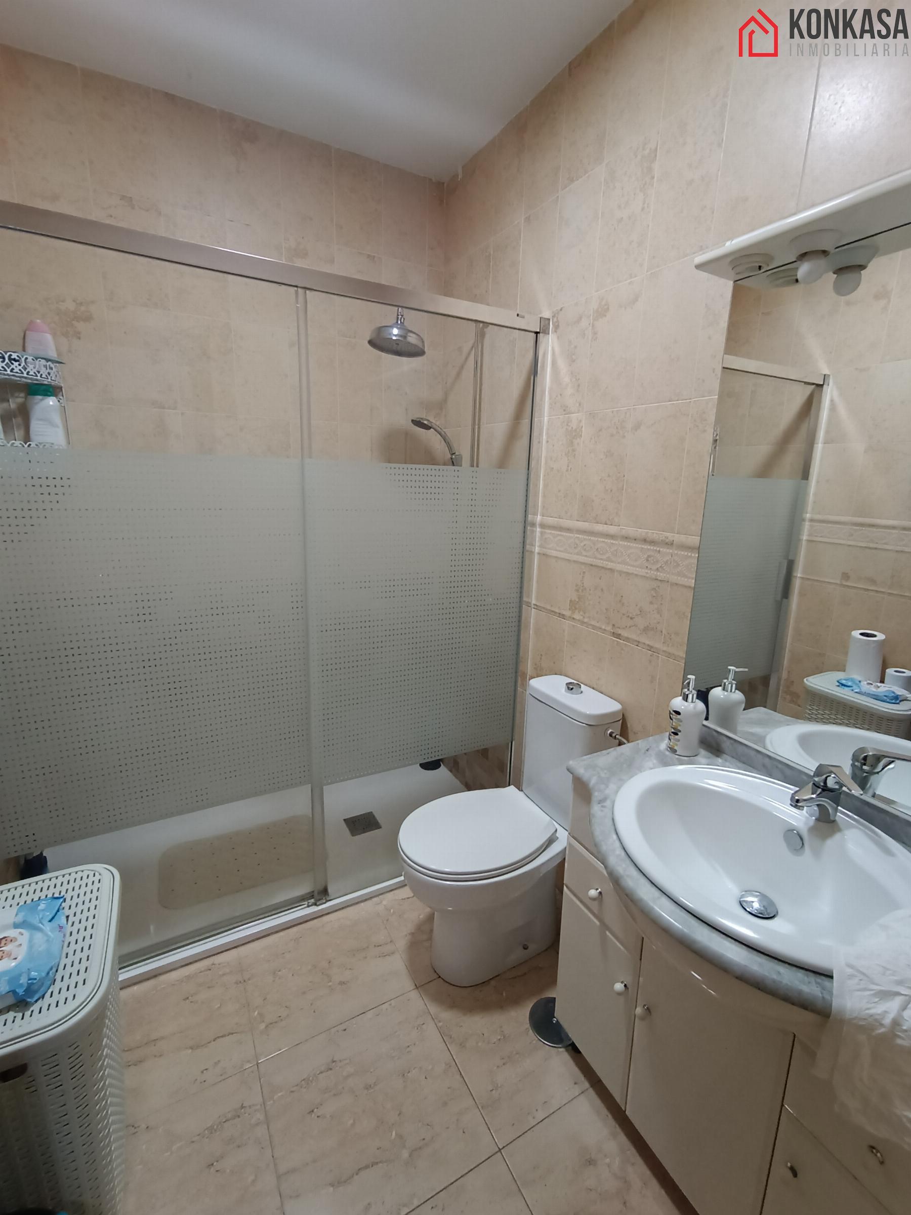 For sale of flat in Arcos de la Frontera