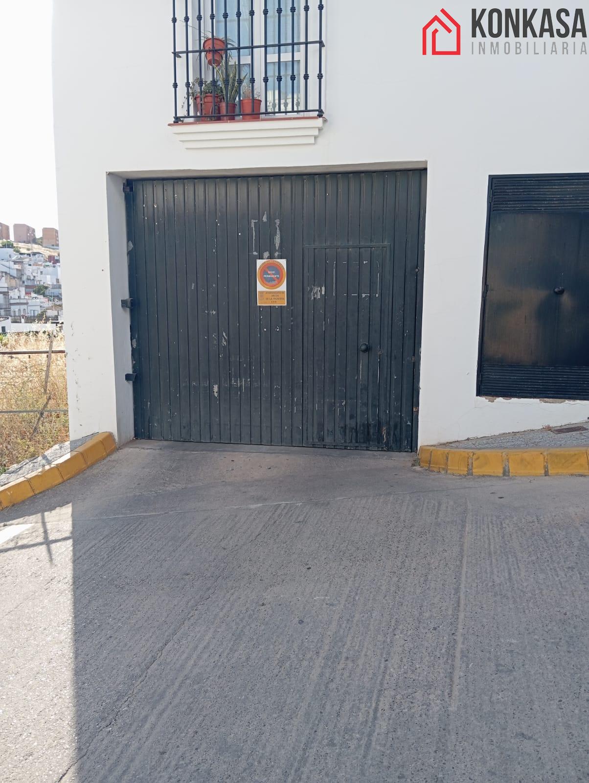For sale of garage in Arcos de la Frontera
