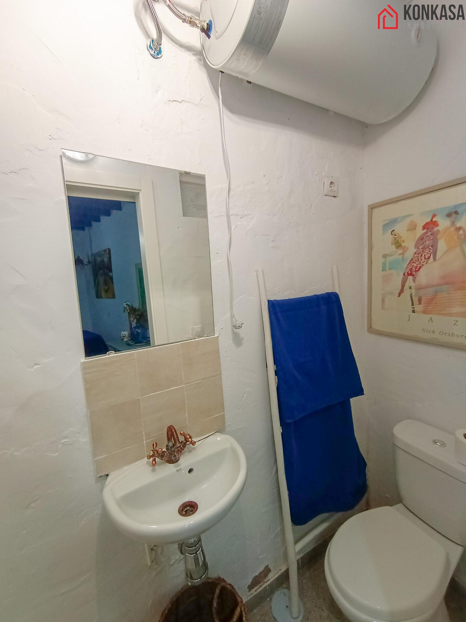 Suite bathroom