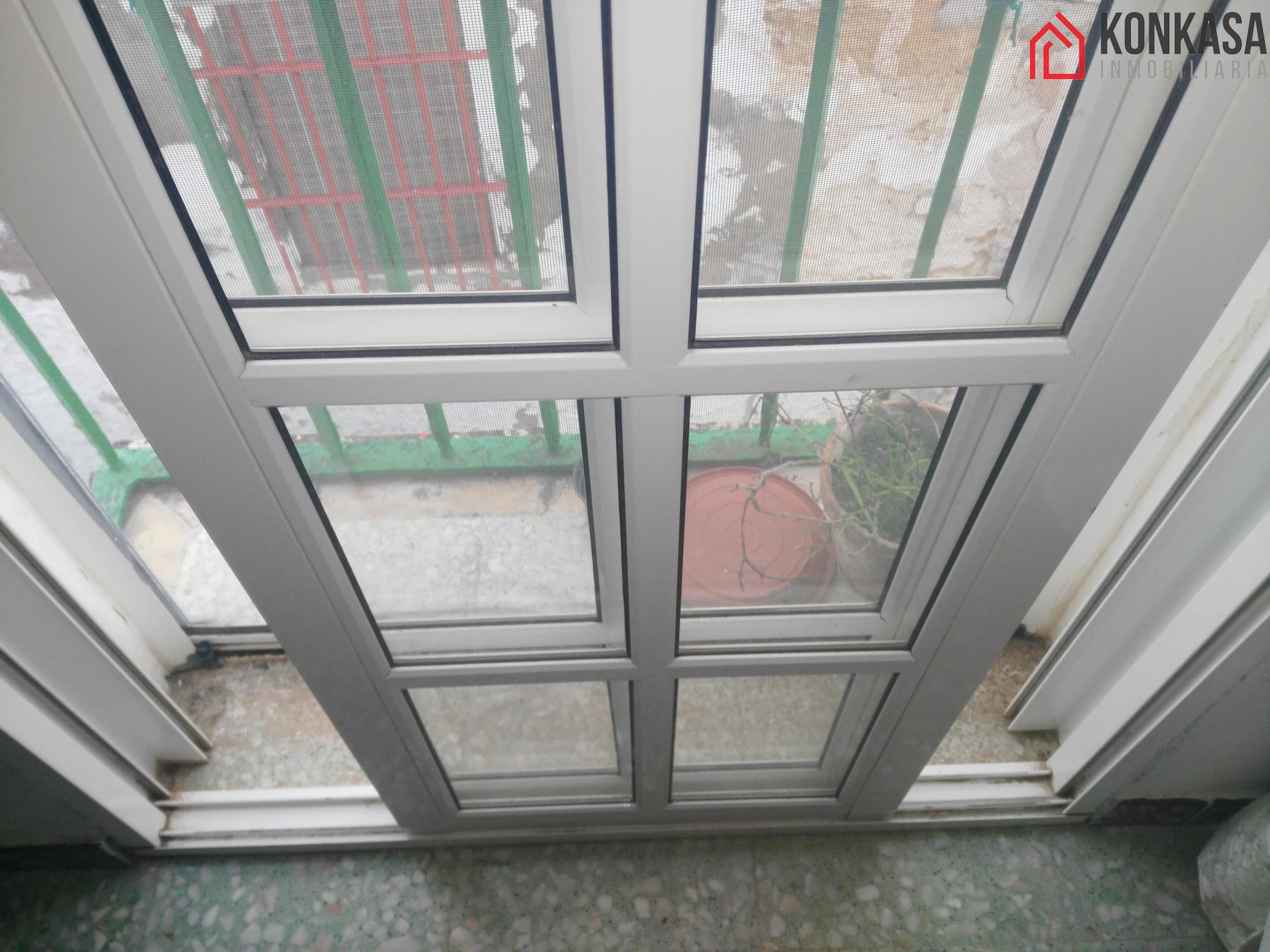 For sale of flat in Arcos de la Frontera
