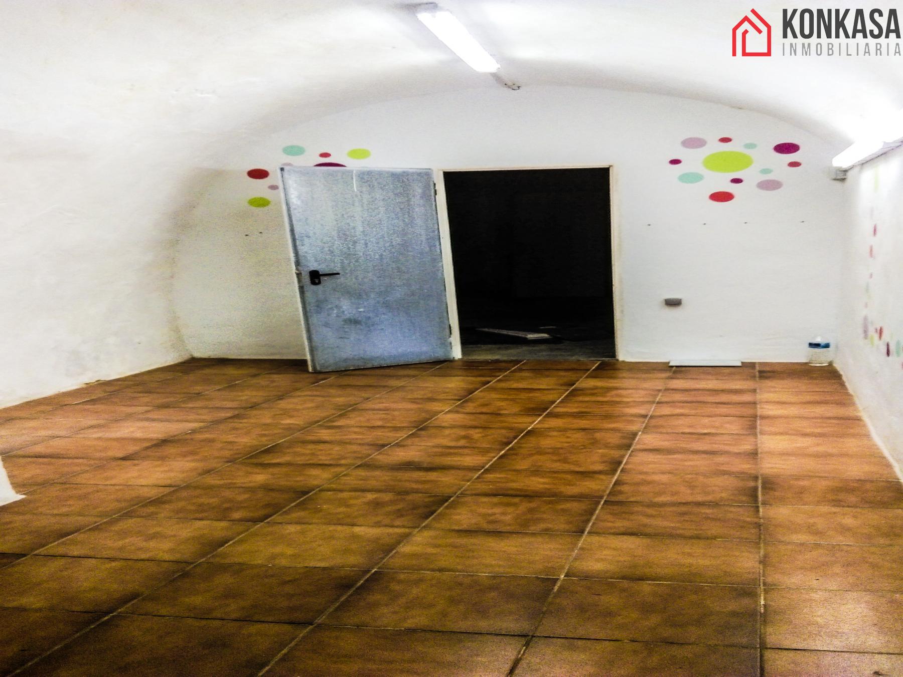 For sale of commercial in Arcos de la Frontera