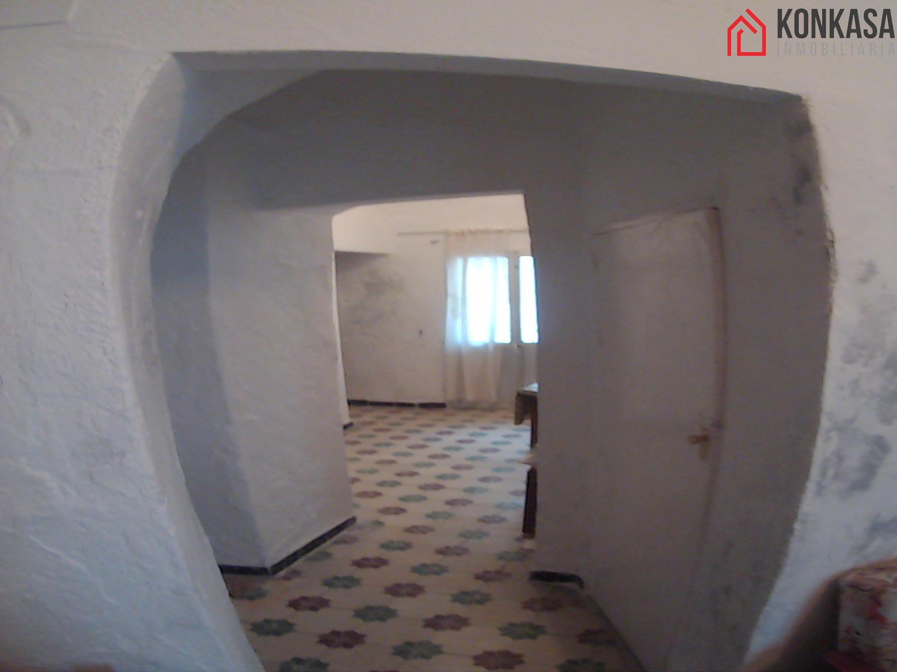 For sale of flat in Arcos de la Frontera