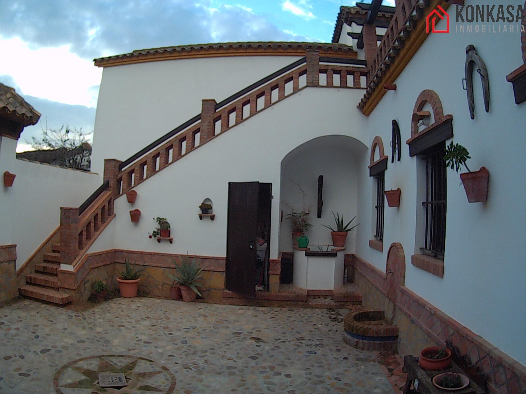 For sale of house in Arcos de la Frontera