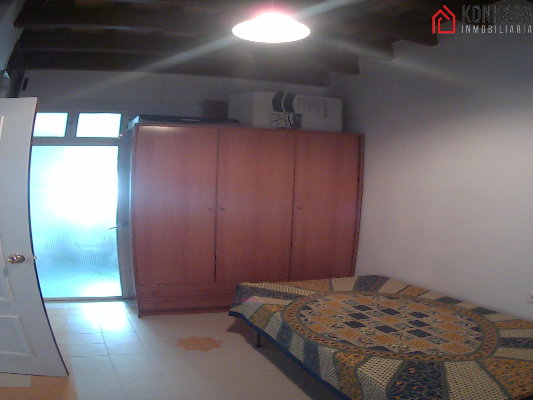 For sale of flat in Arcos de la Frontera