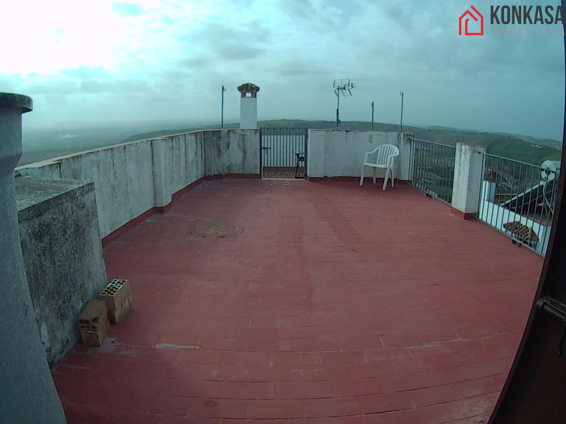 For sale of flat in Arcos de la Frontera