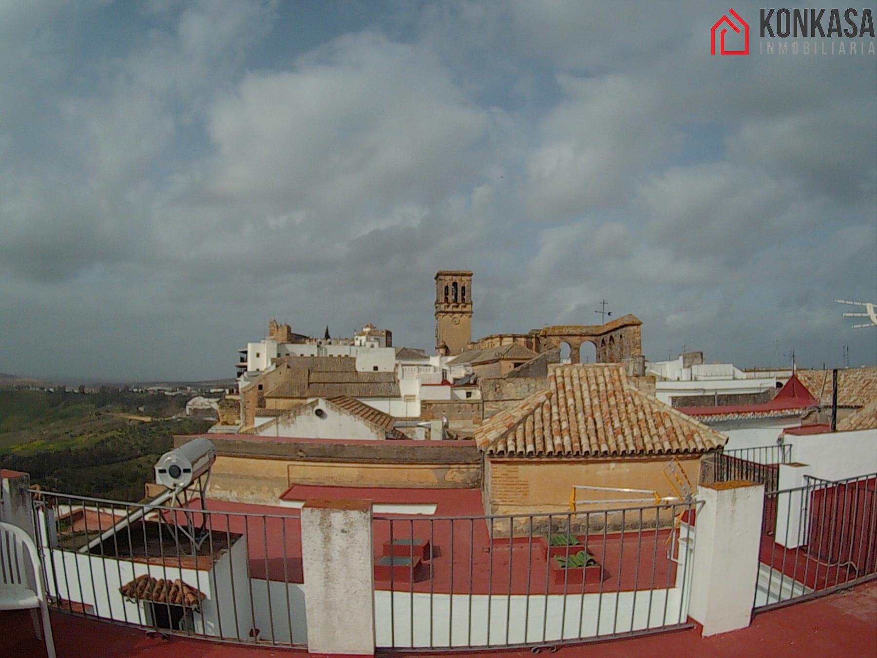 For sale of flat in Arcos de la Frontera