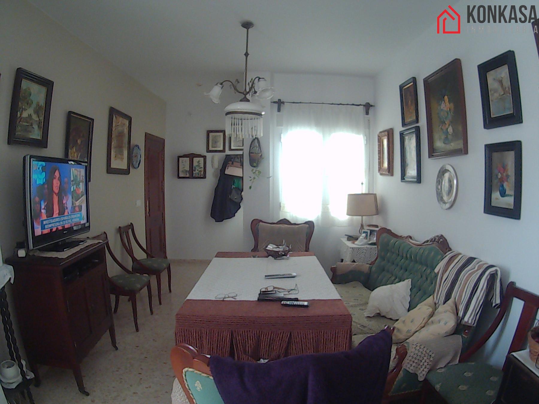 For sale of flat in Arcos de la Frontera
