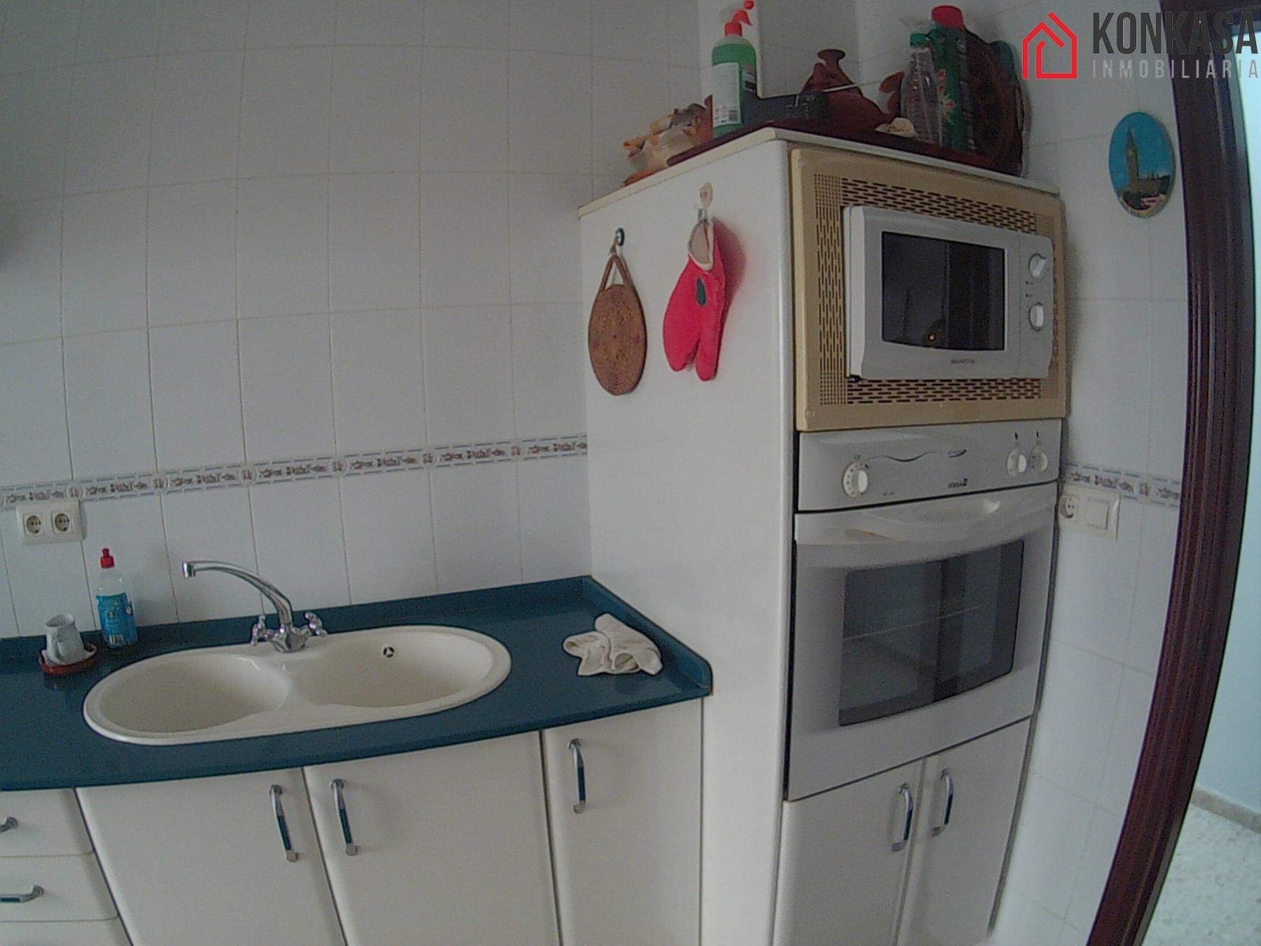 For sale of flat in Arcos de la Frontera
