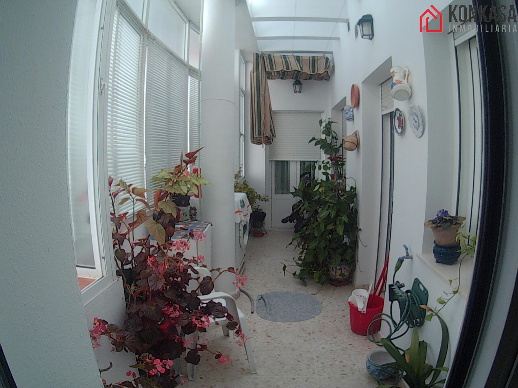 For sale of flat in Arcos de la Frontera
