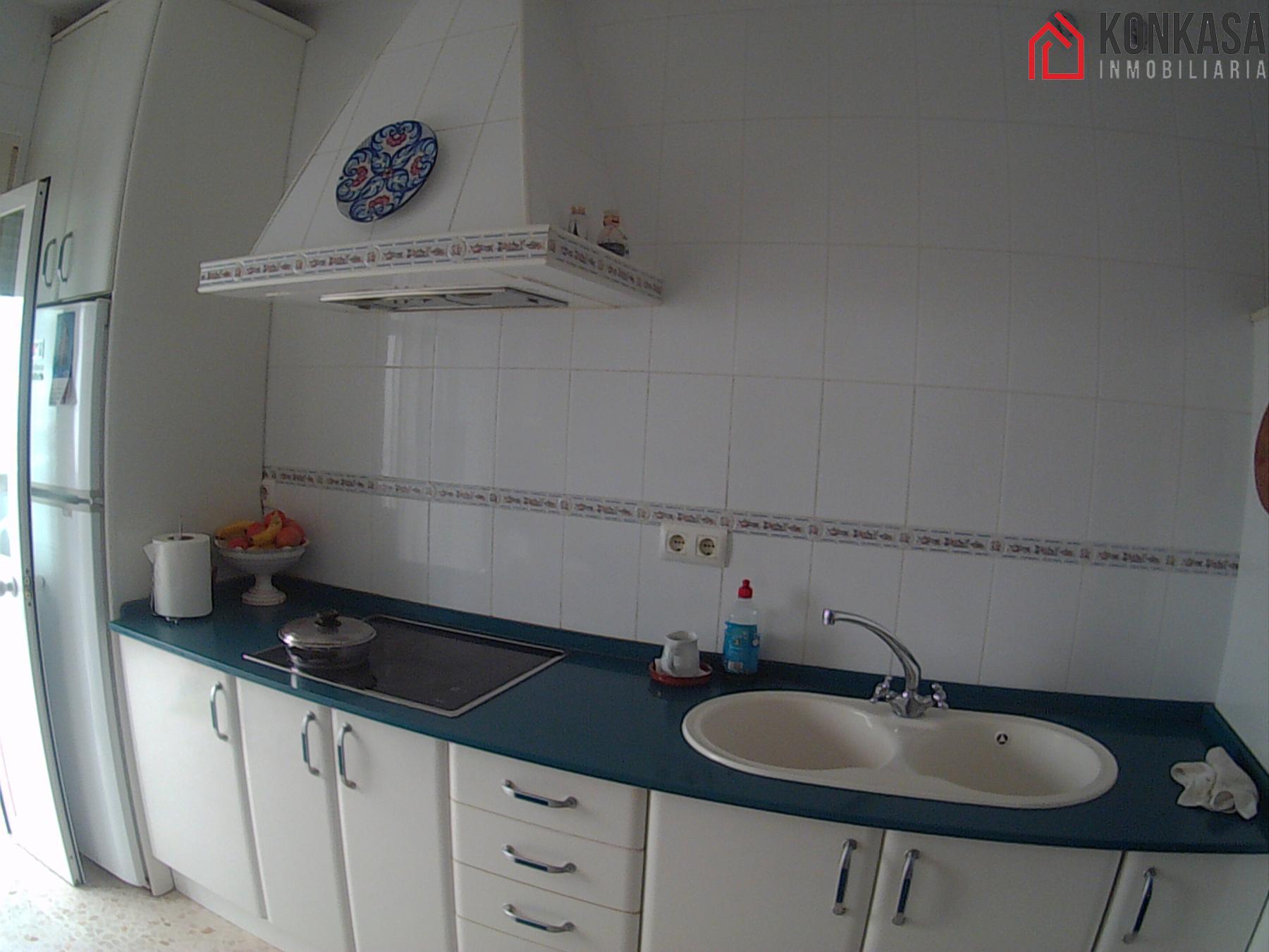 For sale of flat in Arcos de la Frontera