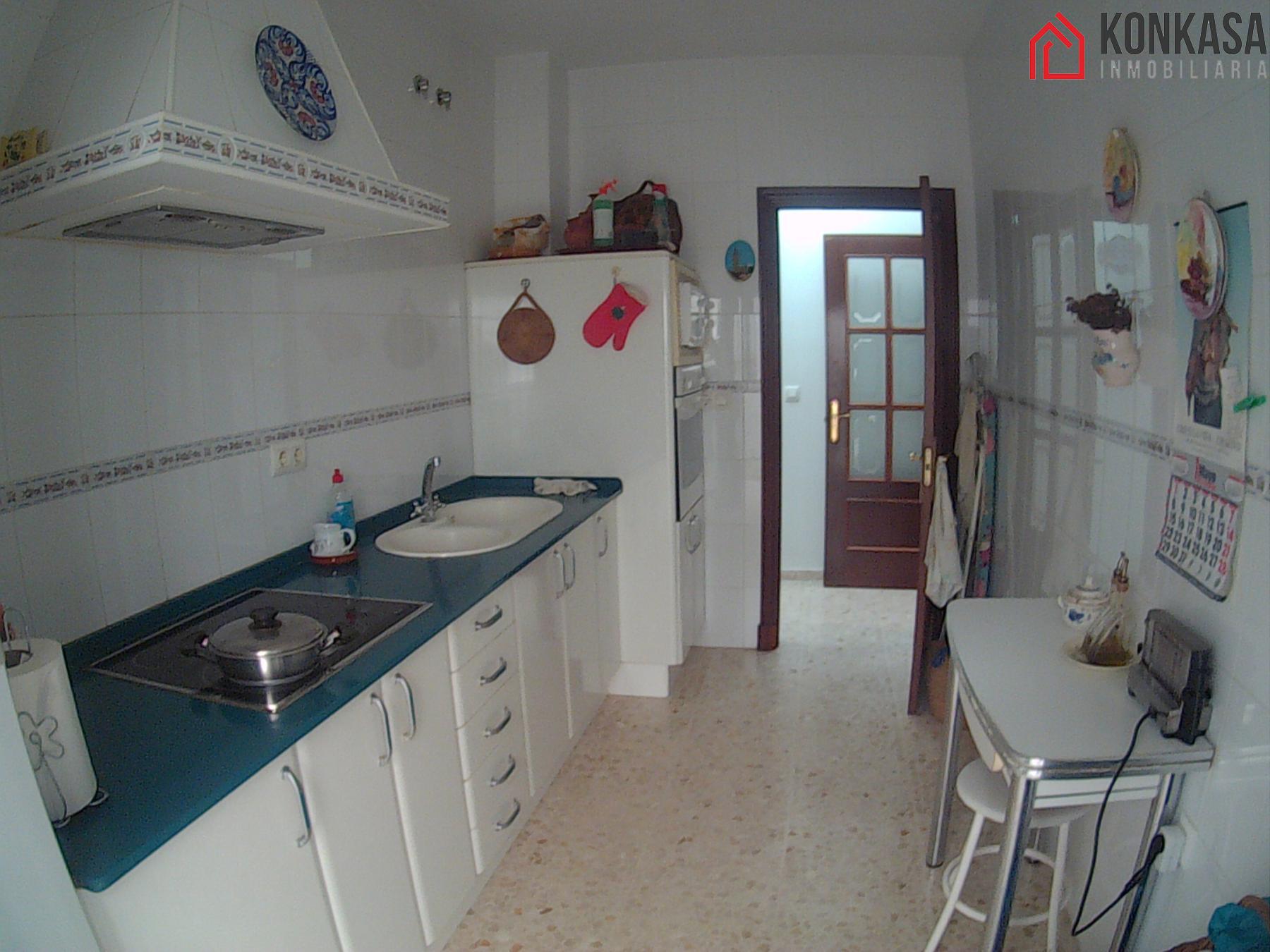 For sale of flat in Arcos de la Frontera