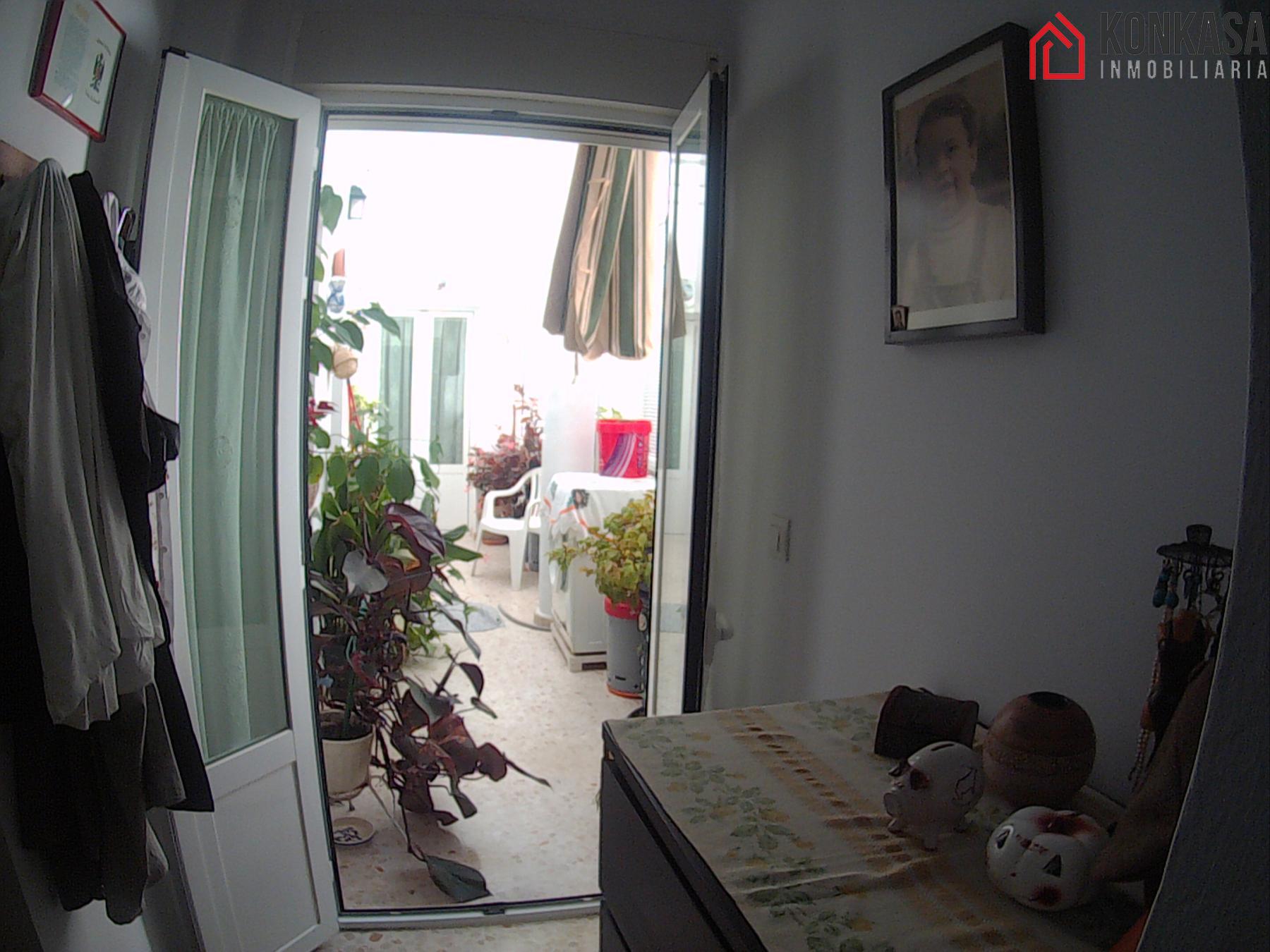 For sale of flat in Arcos de la Frontera