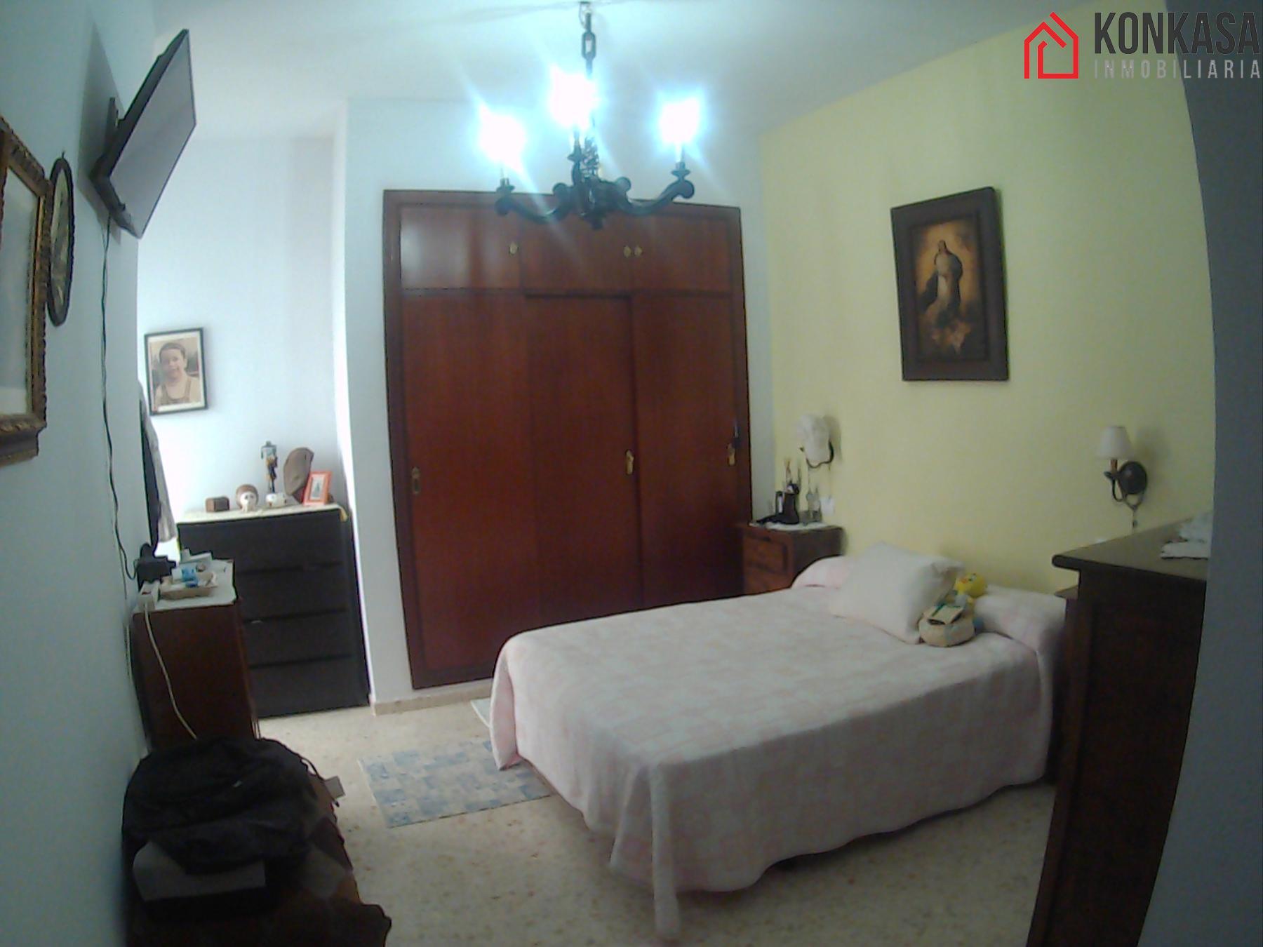 For sale of flat in Arcos de la Frontera