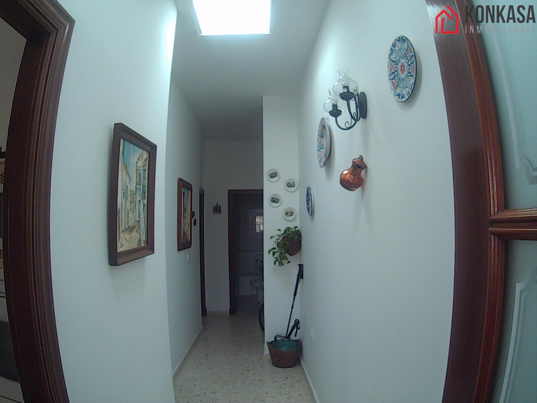 For sale of flat in Arcos de la Frontera