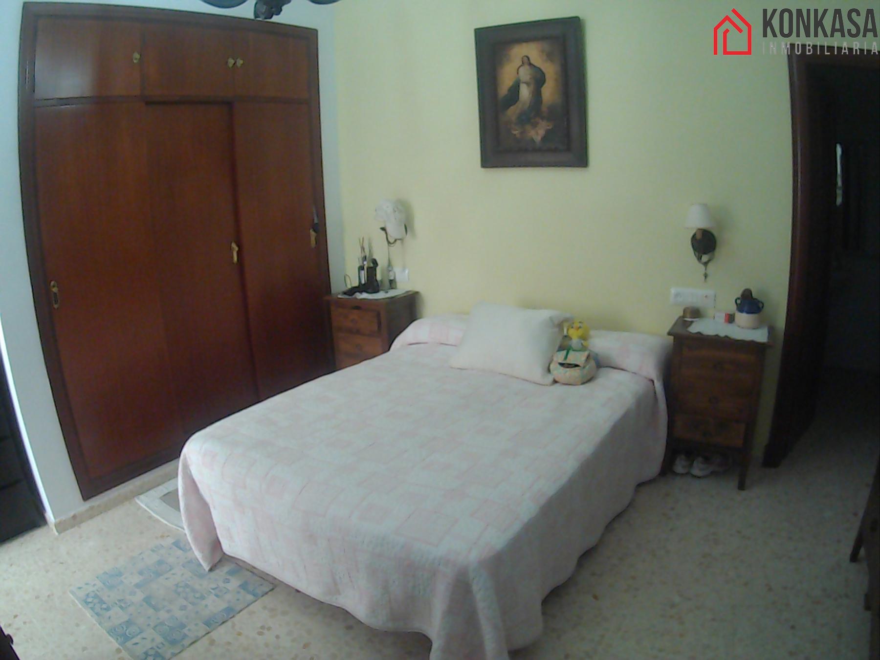 For sale of flat in Arcos de la Frontera