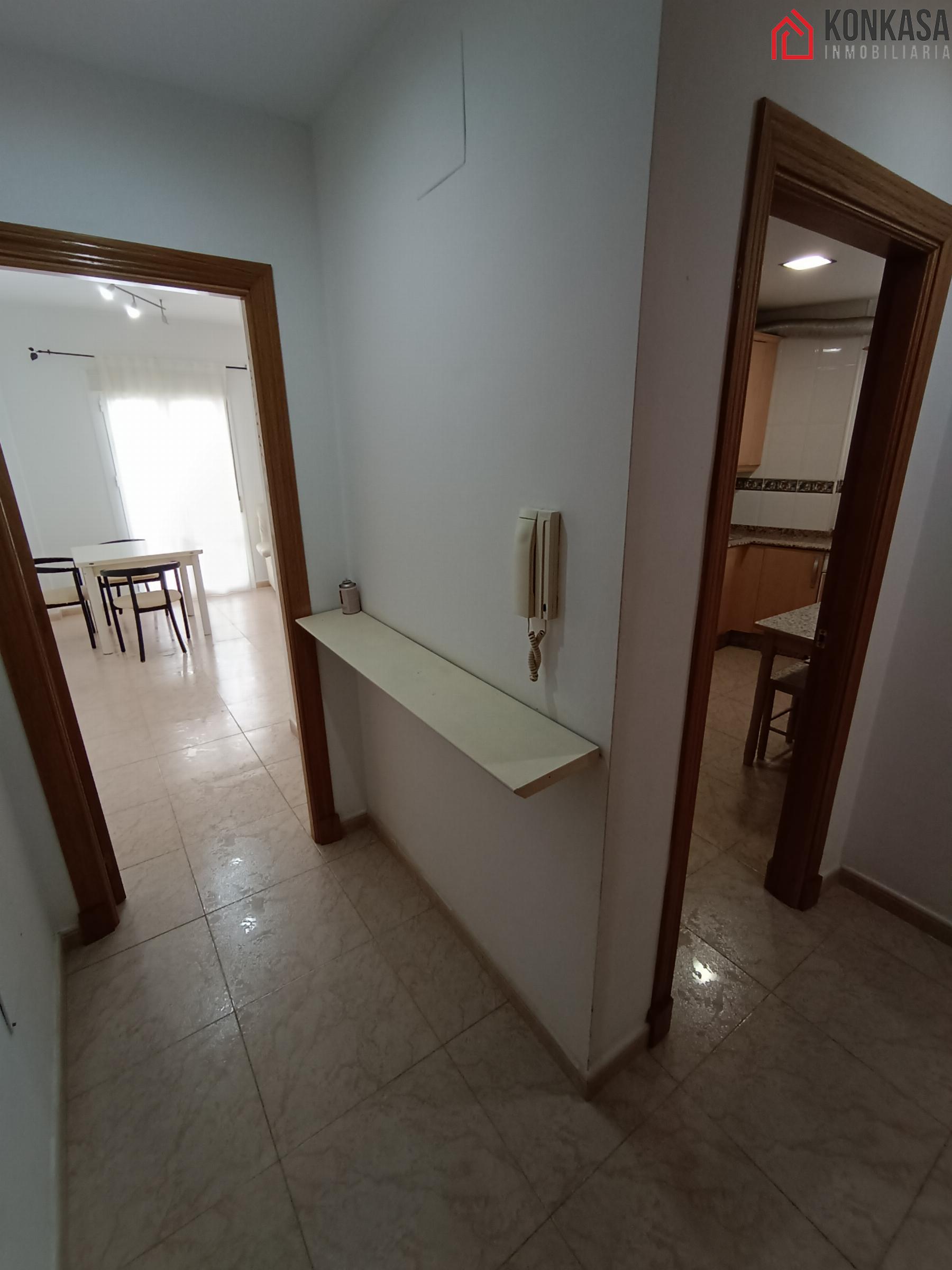 For sale of flat in Arcos de la Frontera