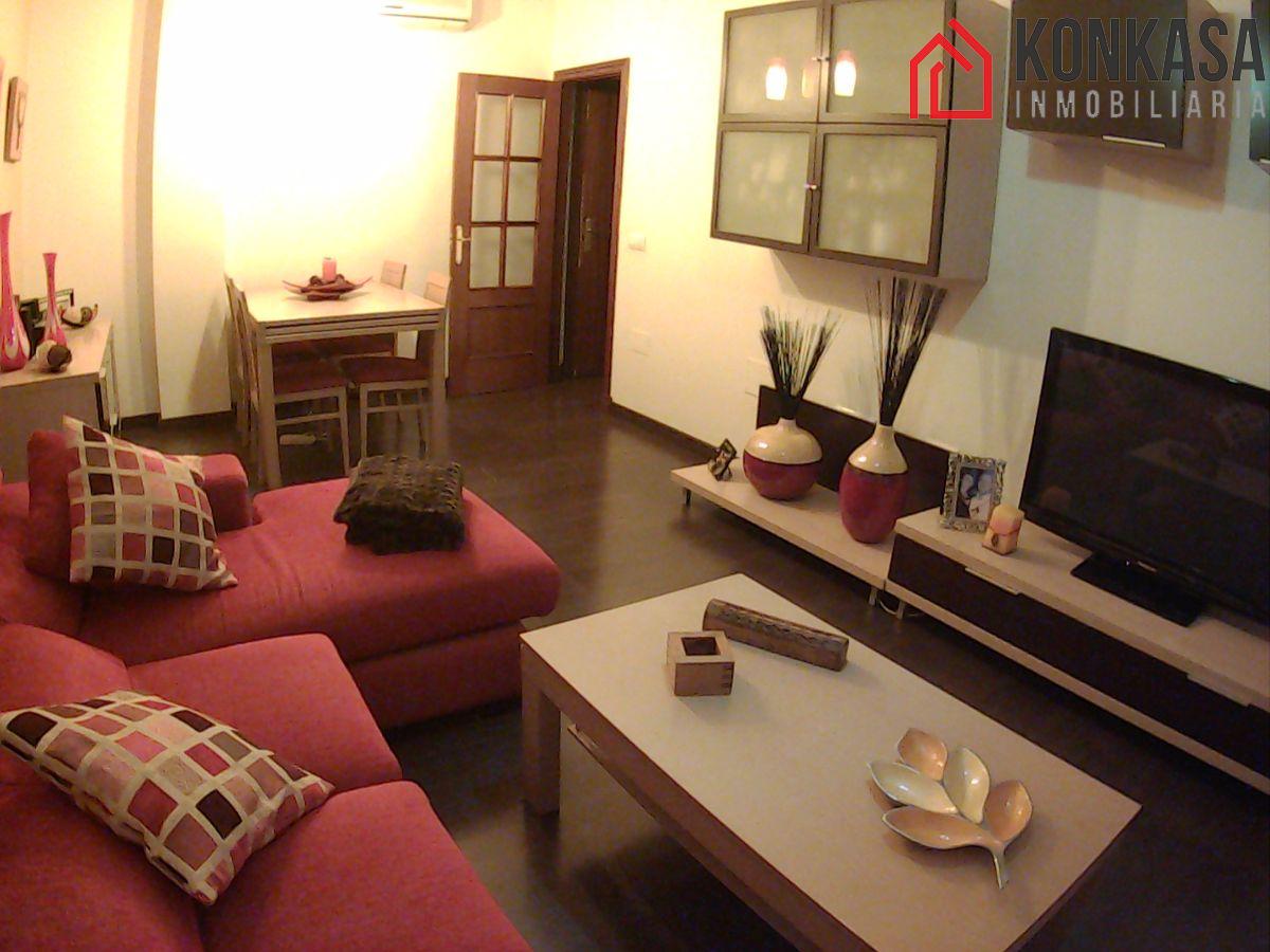 For sale of flat in Arcos de la Frontera