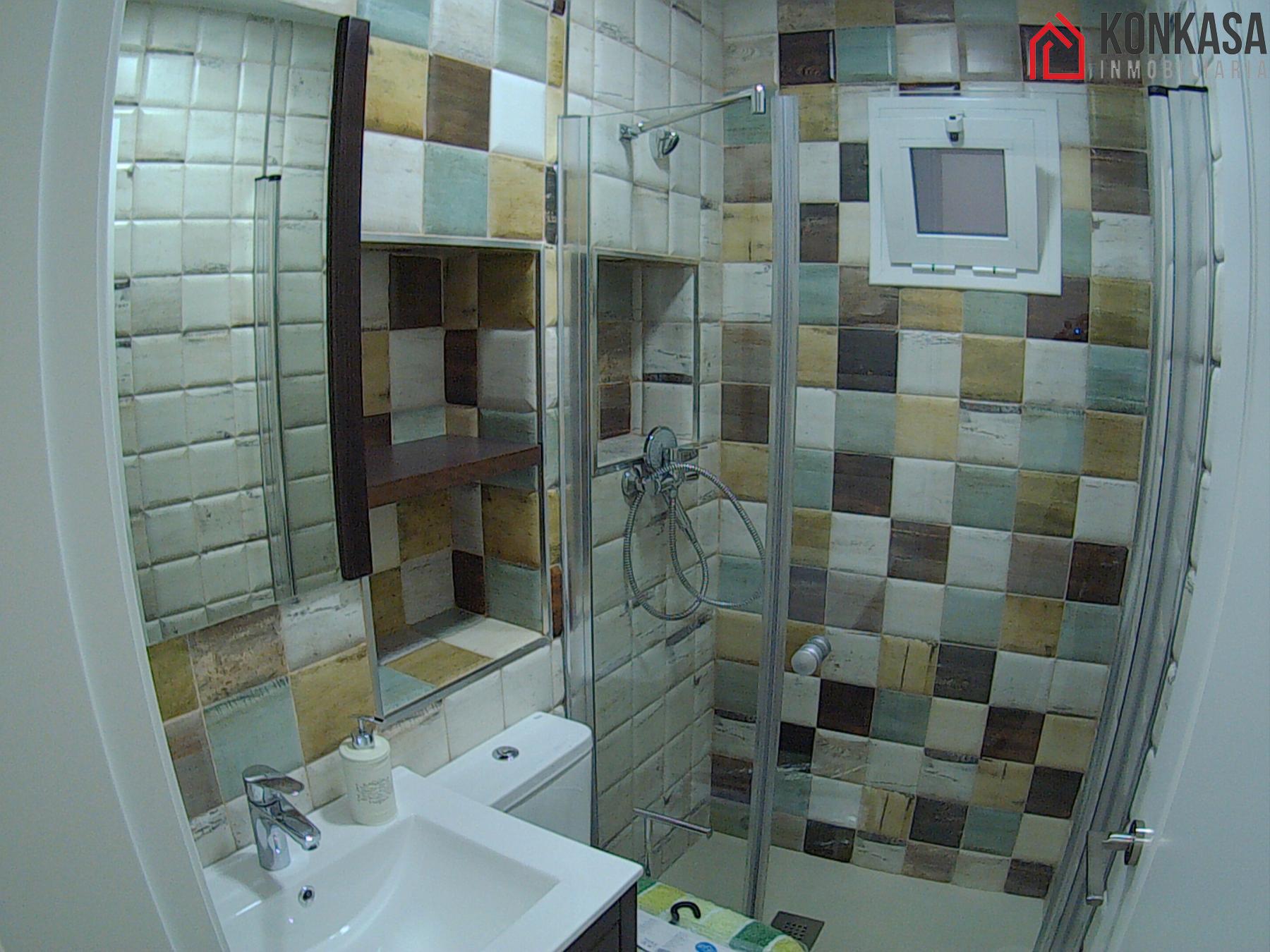 For sale of flat in Arcos de la Frontera