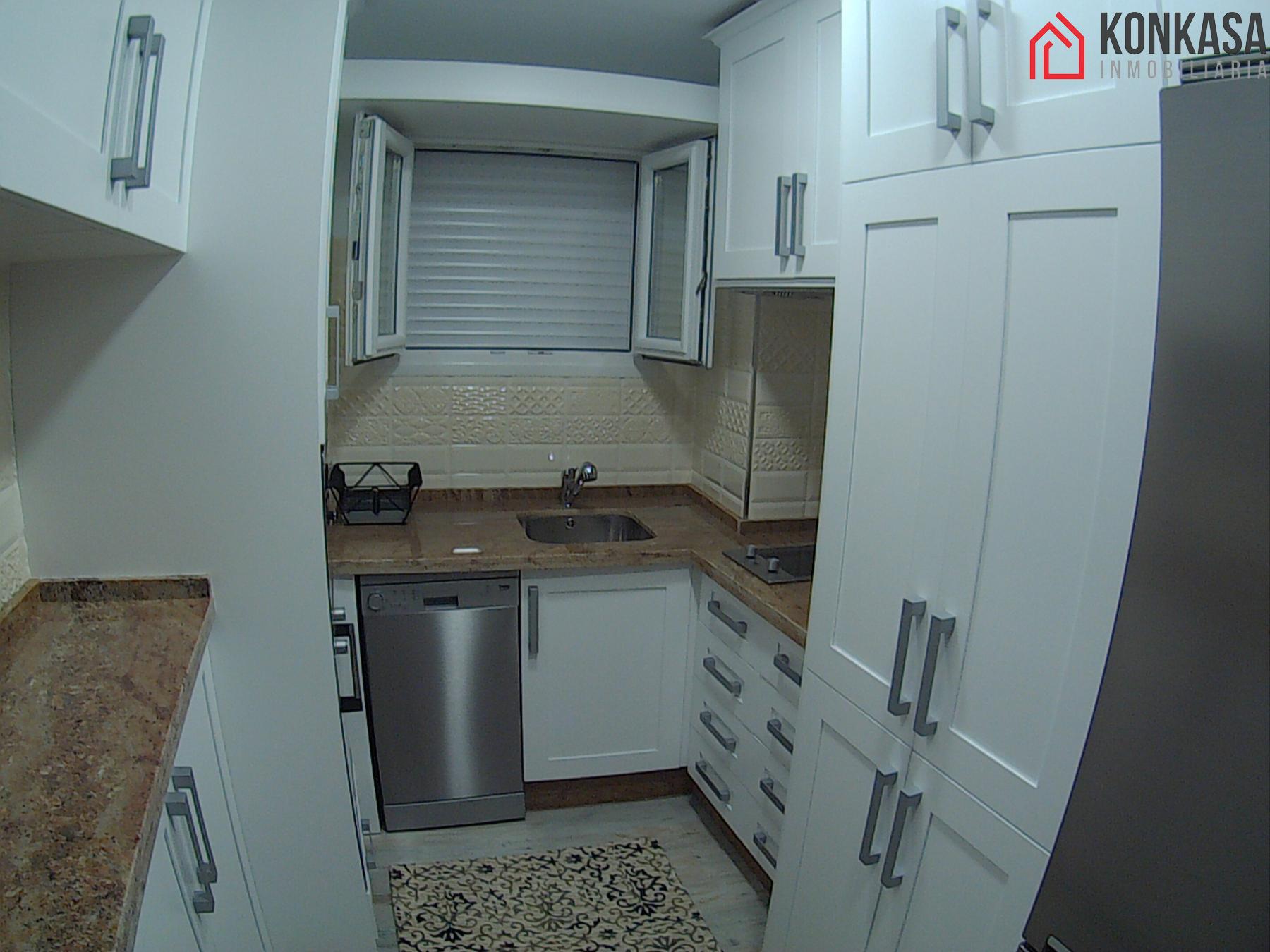 For sale of flat in Arcos de la Frontera