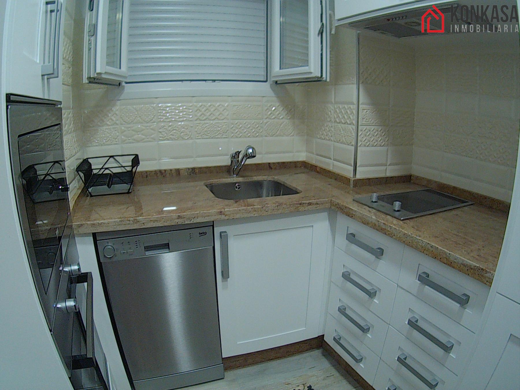 For sale of flat in Arcos de la Frontera