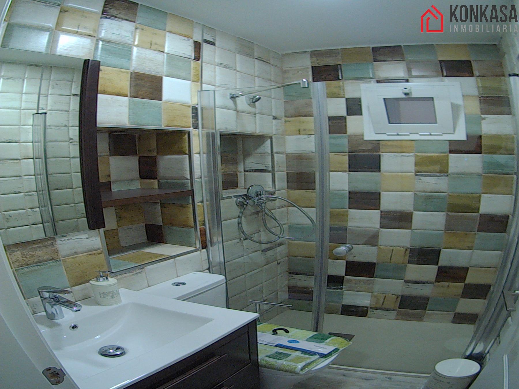 For sale of flat in Arcos de la Frontera