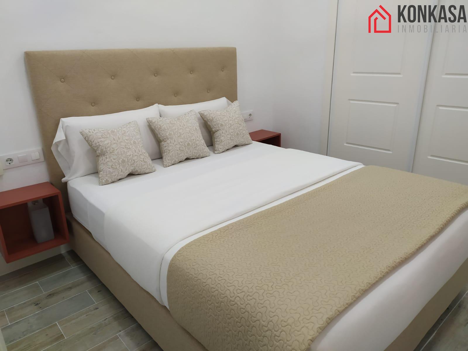 For sale of flat in Arcos de la Frontera