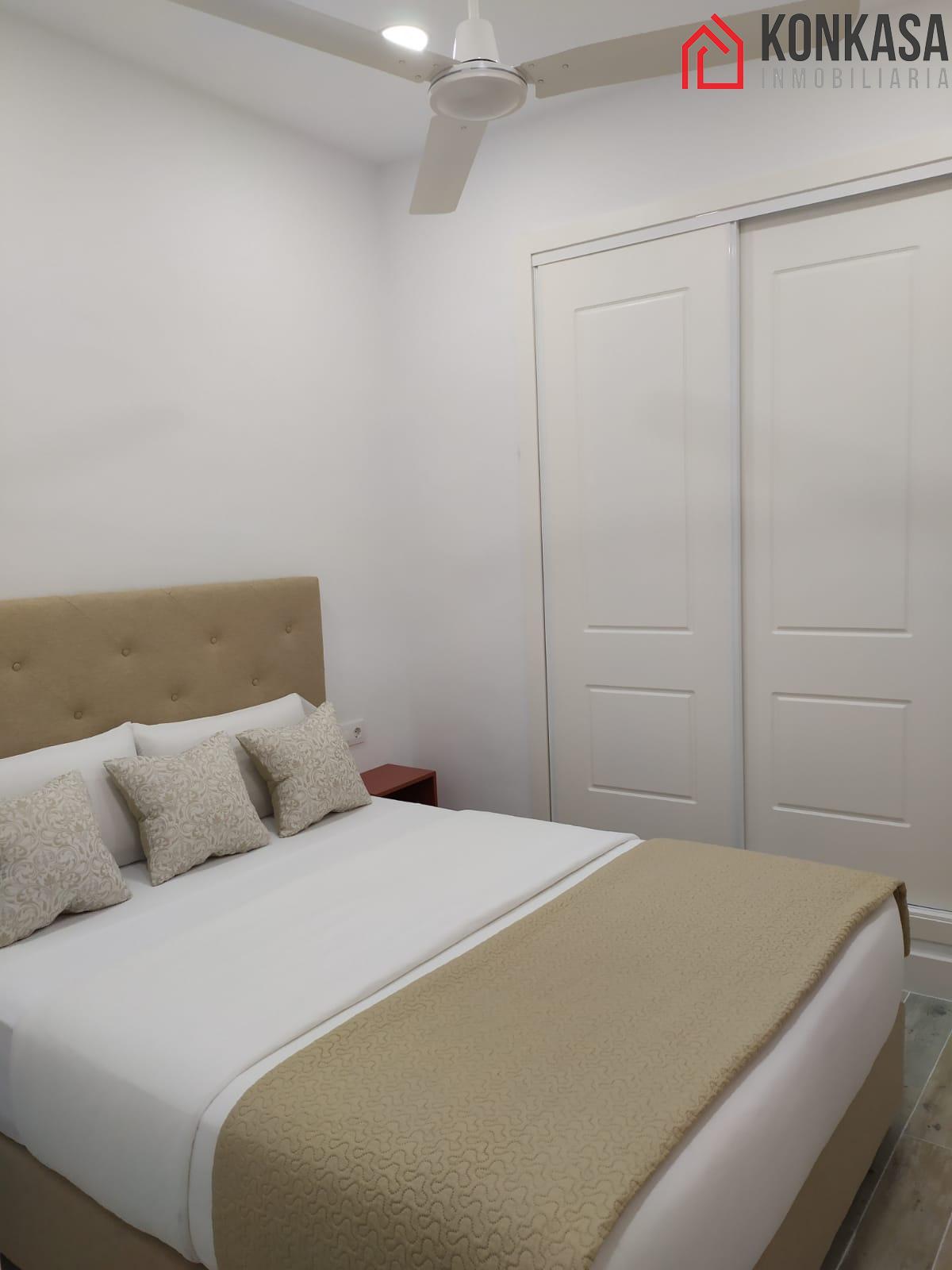 For sale of flat in Arcos de la Frontera