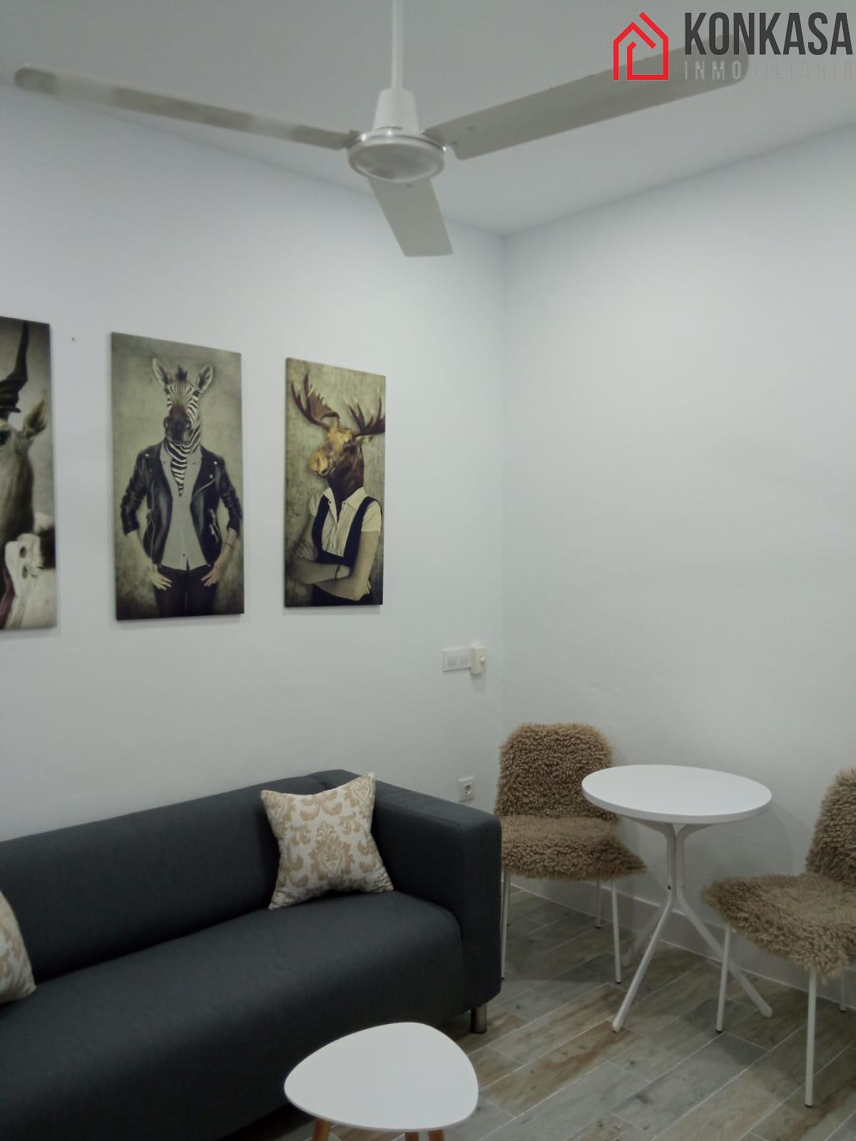 For sale of flat in Arcos de la Frontera