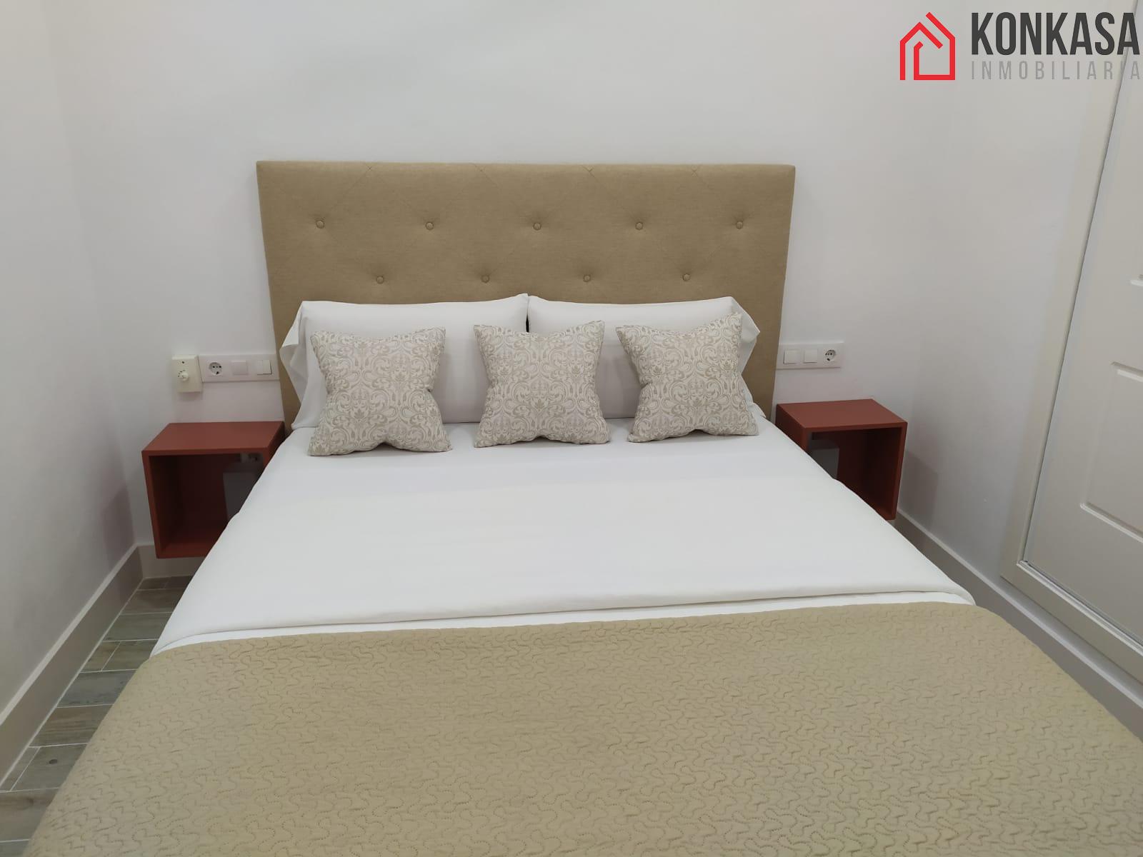 For sale of flat in Arcos de la Frontera