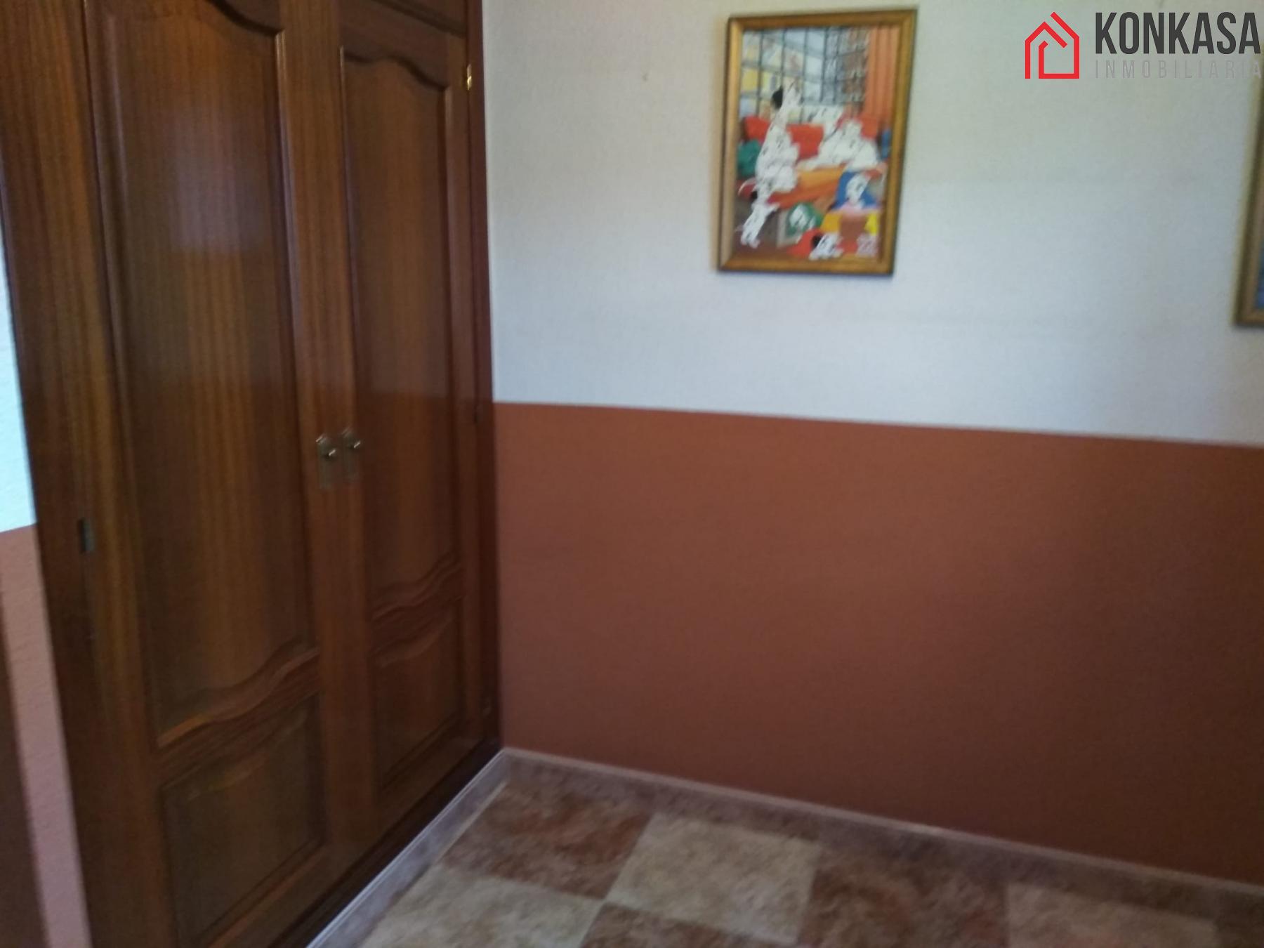 For sale of flat in Arcos de la Frontera