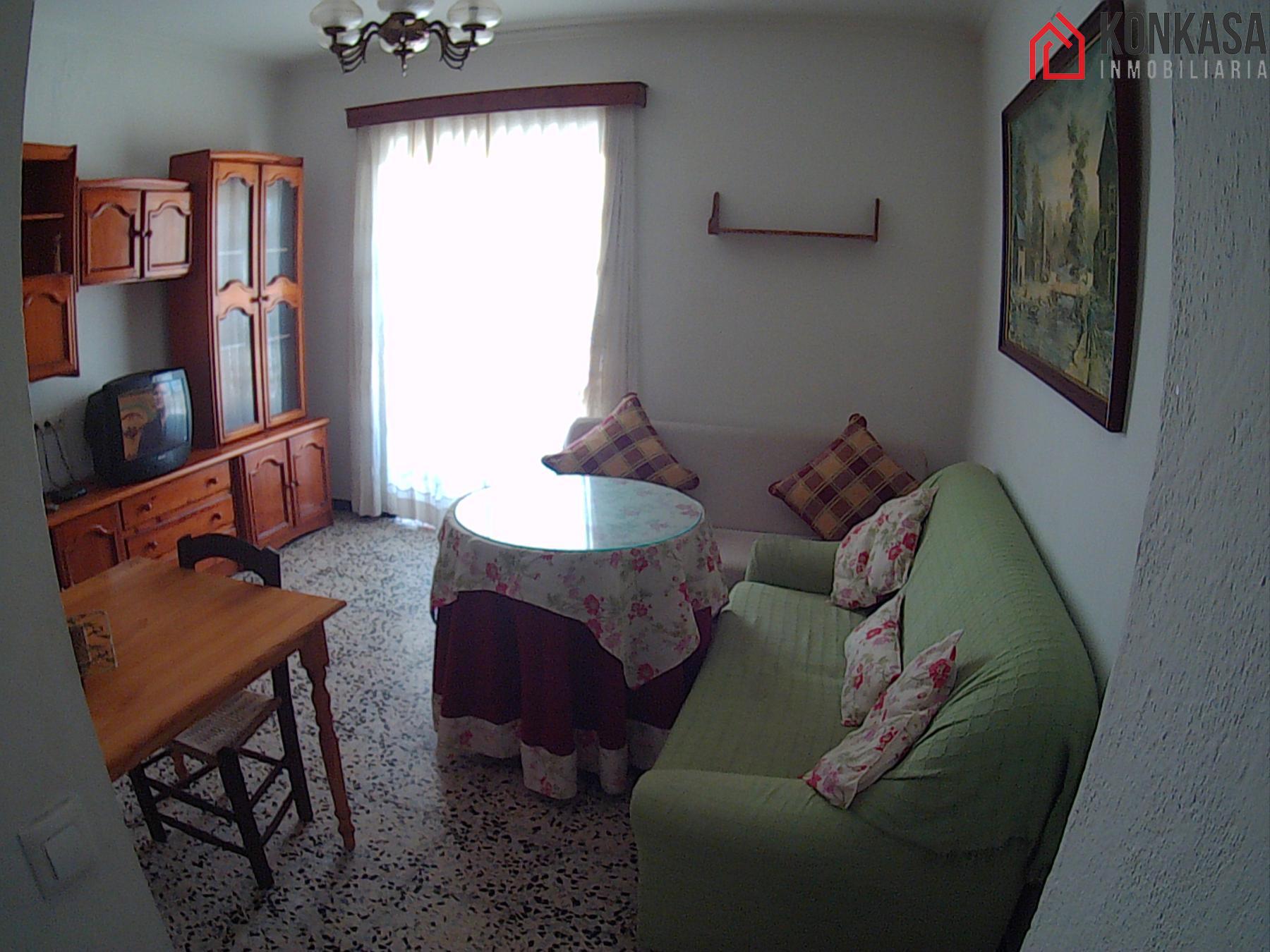 For sale of flat in Arcos de la Frontera