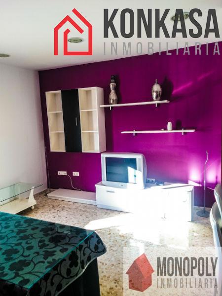 For sale of flat in Arcos de la Frontera