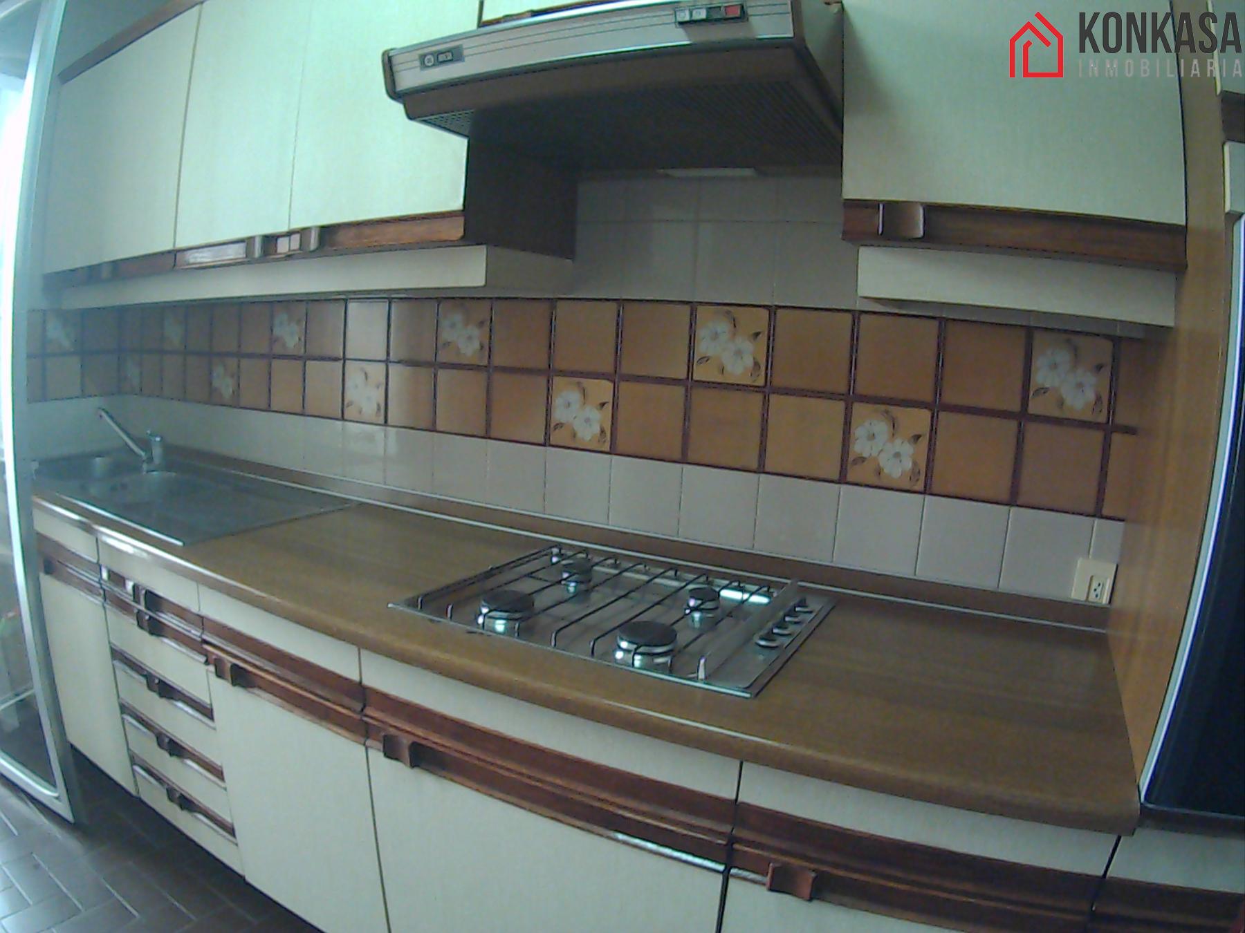 For sale of flat in Arcos de la Frontera