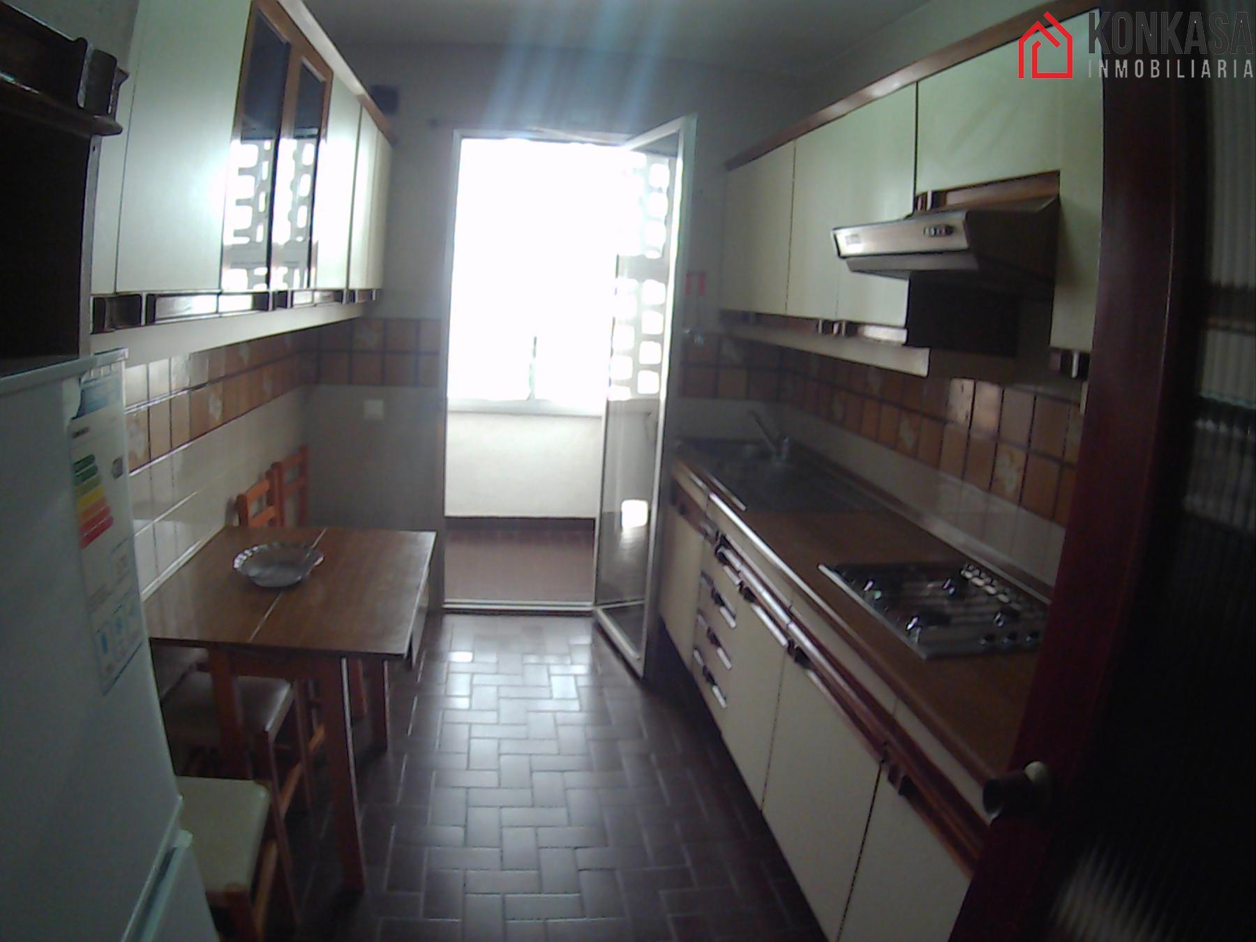 For sale of flat in Arcos de la Frontera