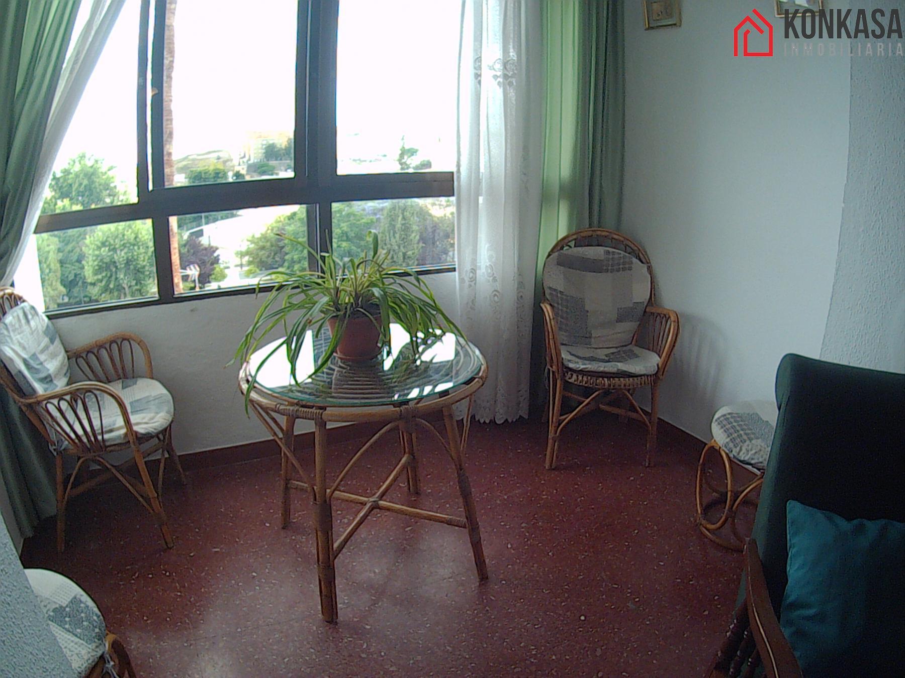 For sale of flat in Arcos de la Frontera