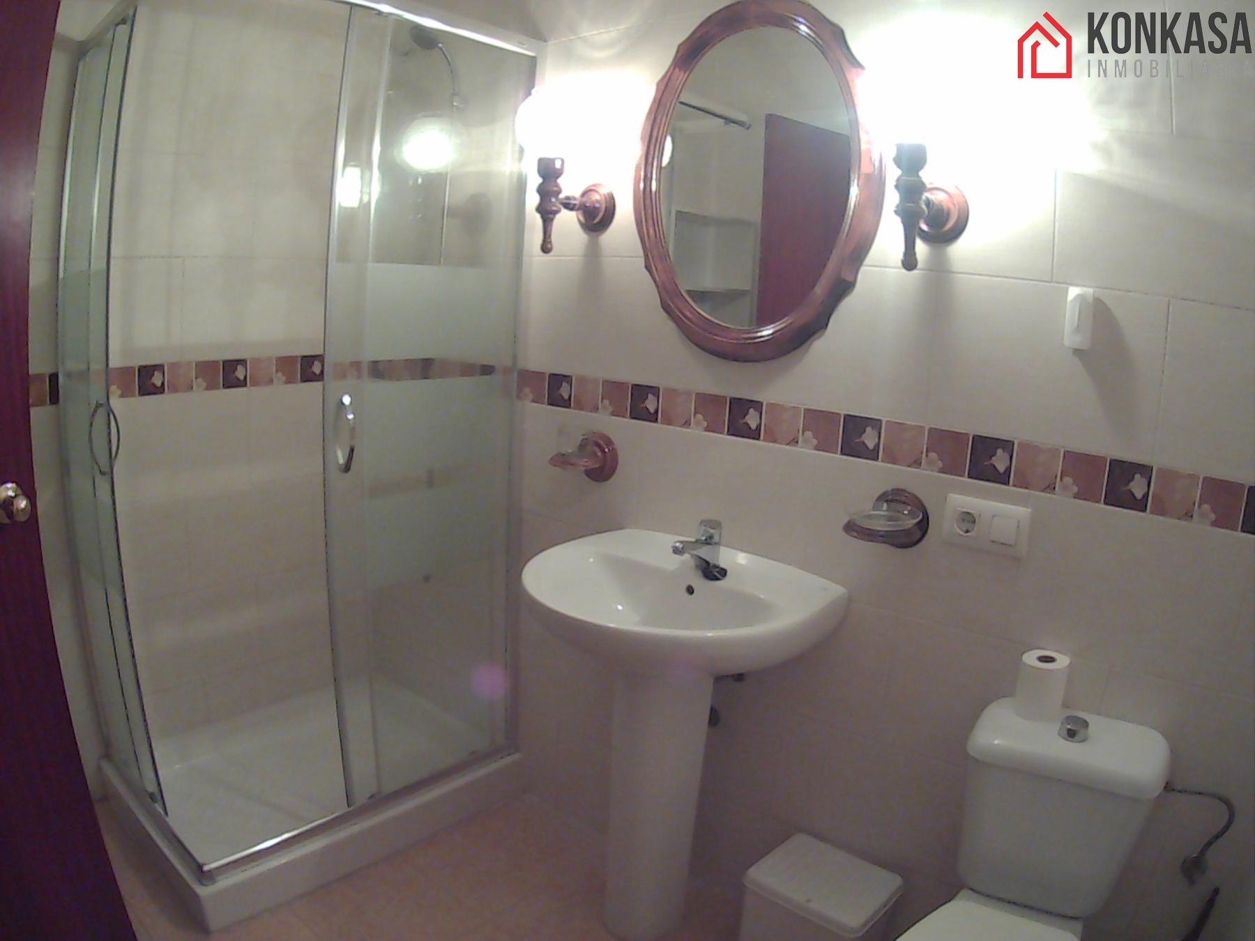 For sale of flat in Arcos de la Frontera
