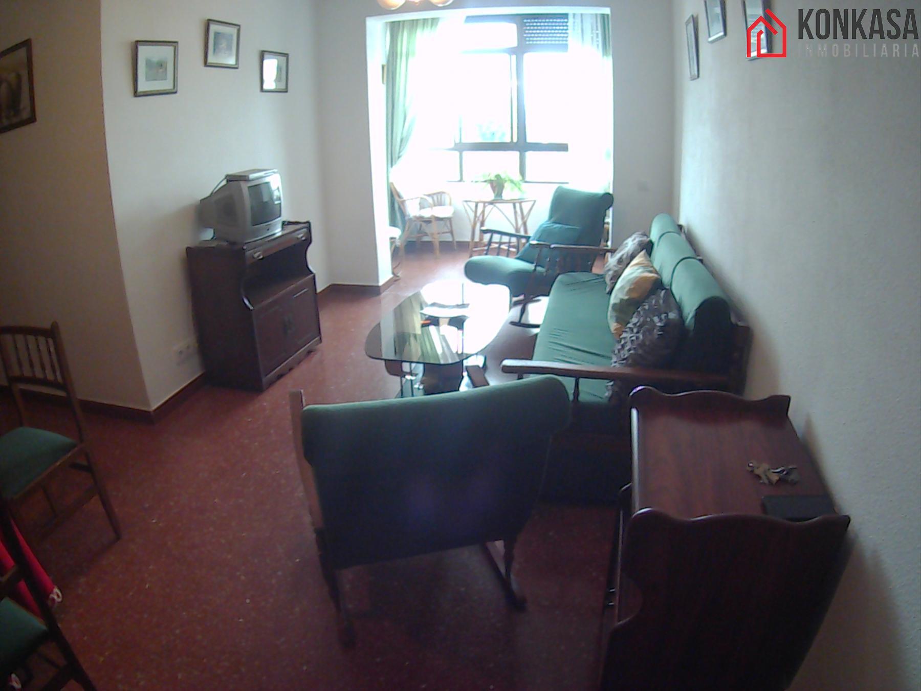 For sale of flat in Arcos de la Frontera
