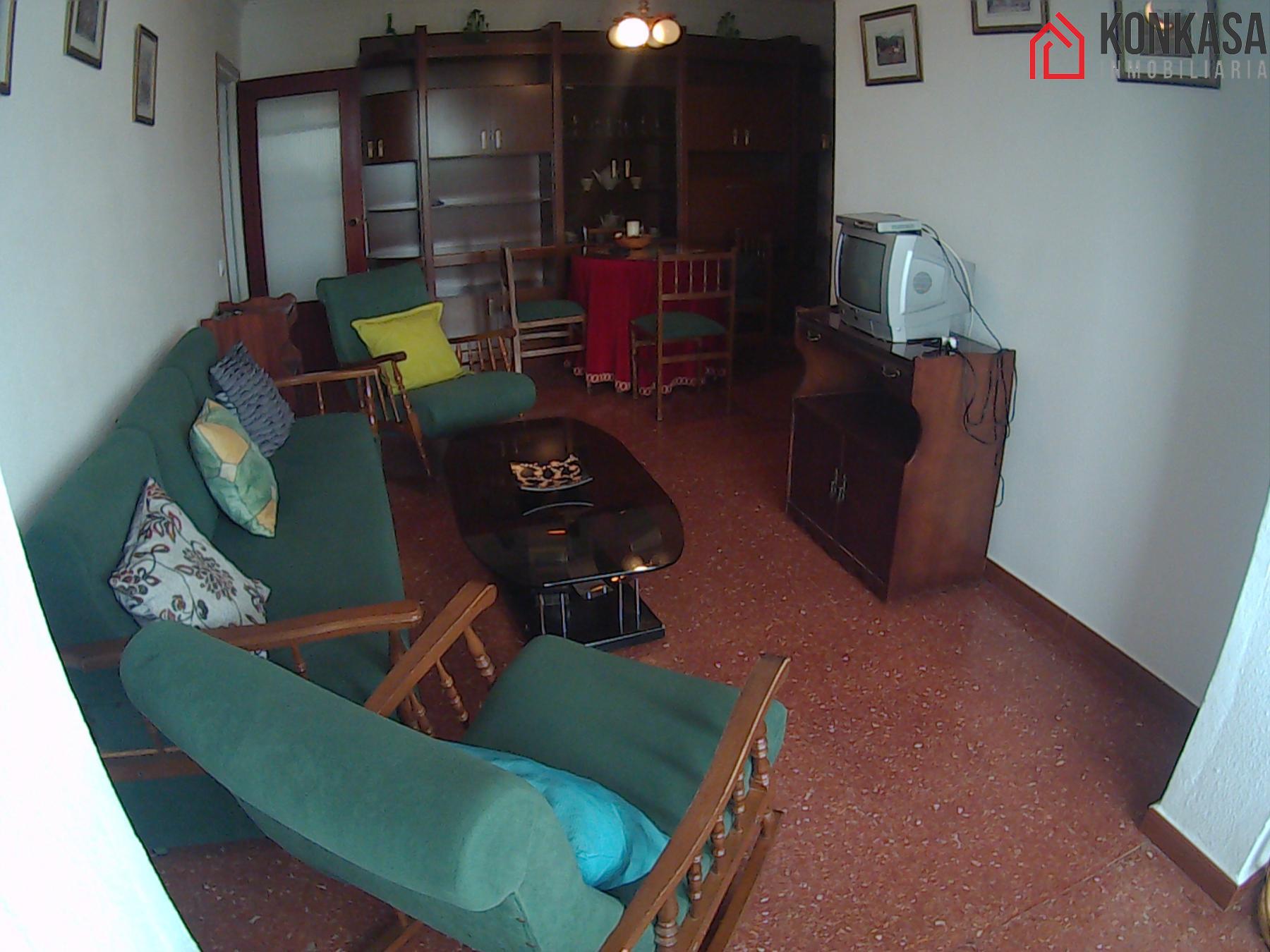 For sale of flat in Arcos de la Frontera