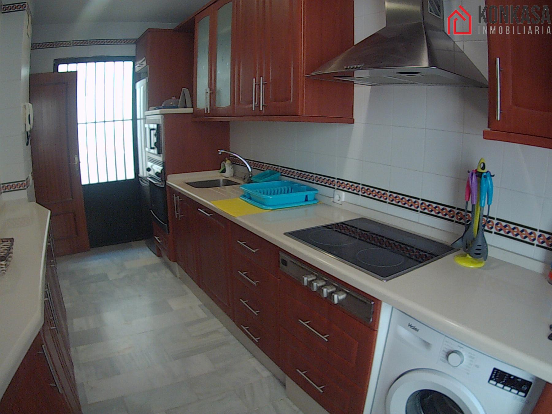 For sale of flat in Arcos de la Frontera