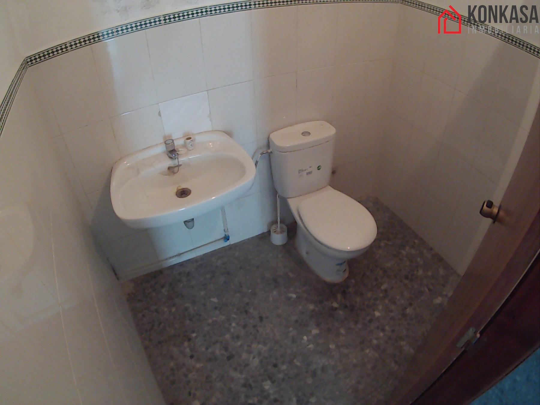 For sale of commercial in Arcos de la Frontera