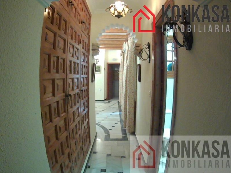 For sale of flat in Arcos de la Frontera