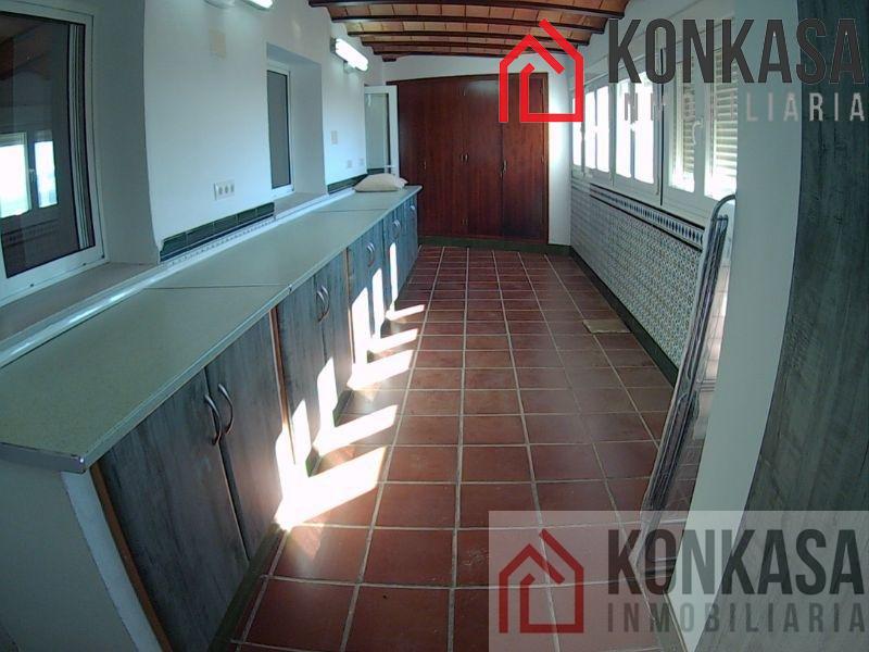 For sale of flat in Arcos de la Frontera