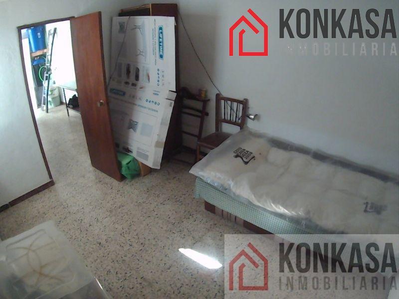 For sale of flat in Arcos de la Frontera