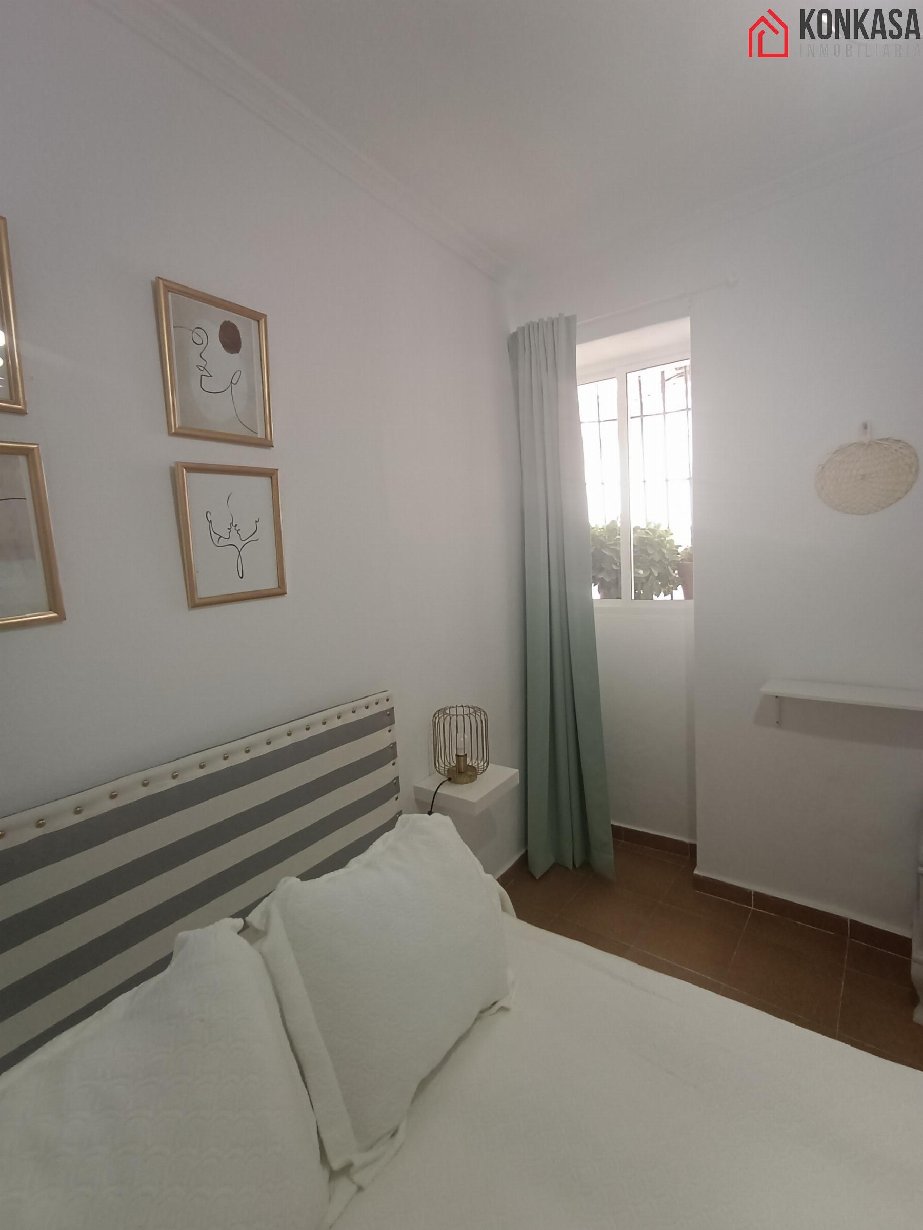 For sale of flat in Arcos de la Frontera